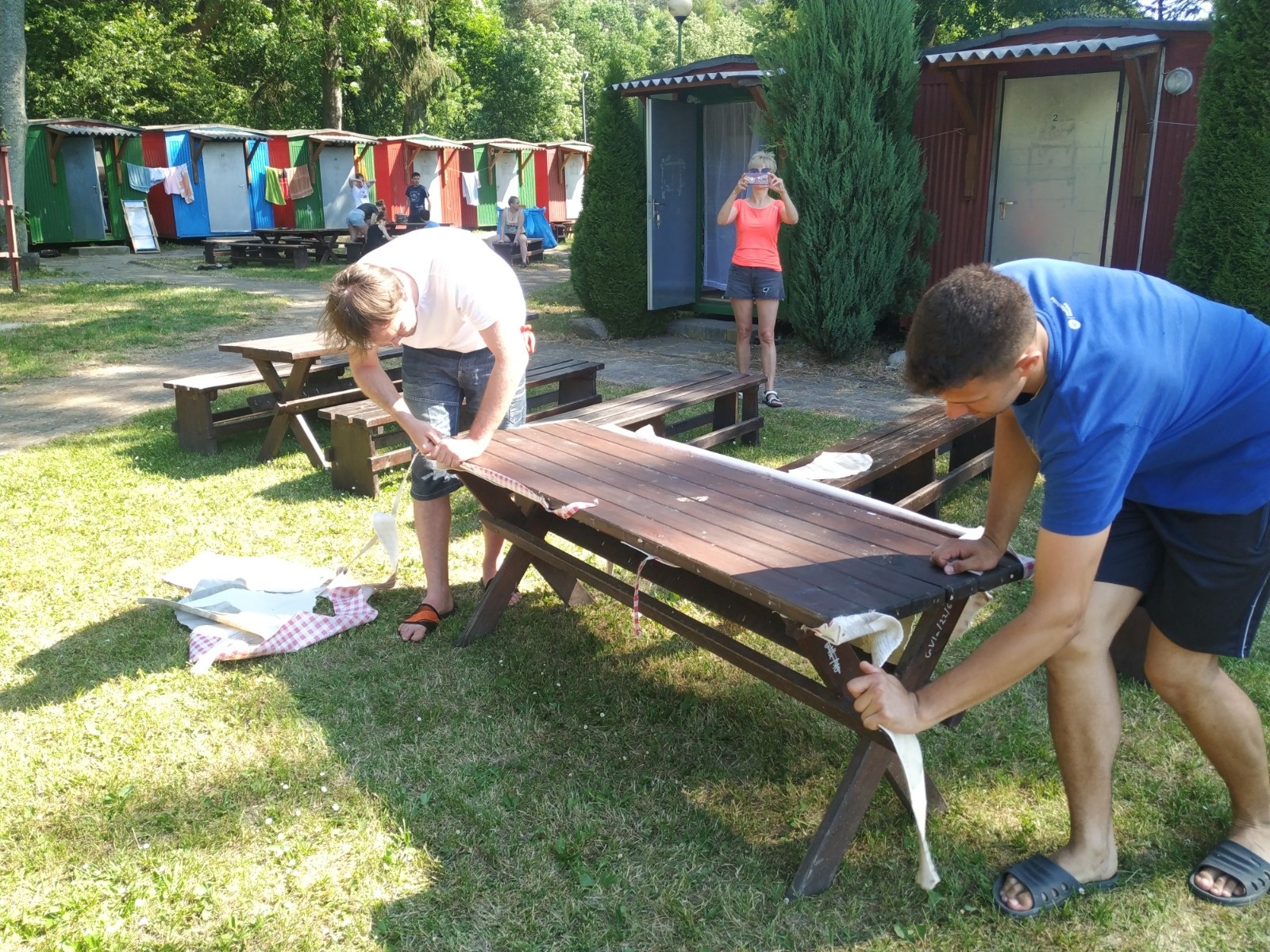 Zdjęcie w galerii na portalu naszraciborz.pl: Pleśna w rękach studentów architektury raciborskiej PWSZ wiadomości z regionu