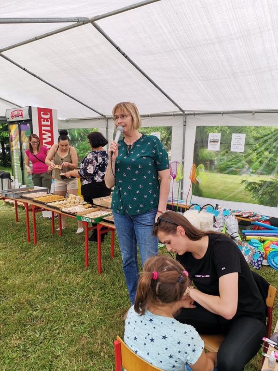 Zdjęcie w galerii na portalu naszraciborz.pl: Nowy rozdział w życiu szkoły w Brzeźnicy wiadomości z regionu