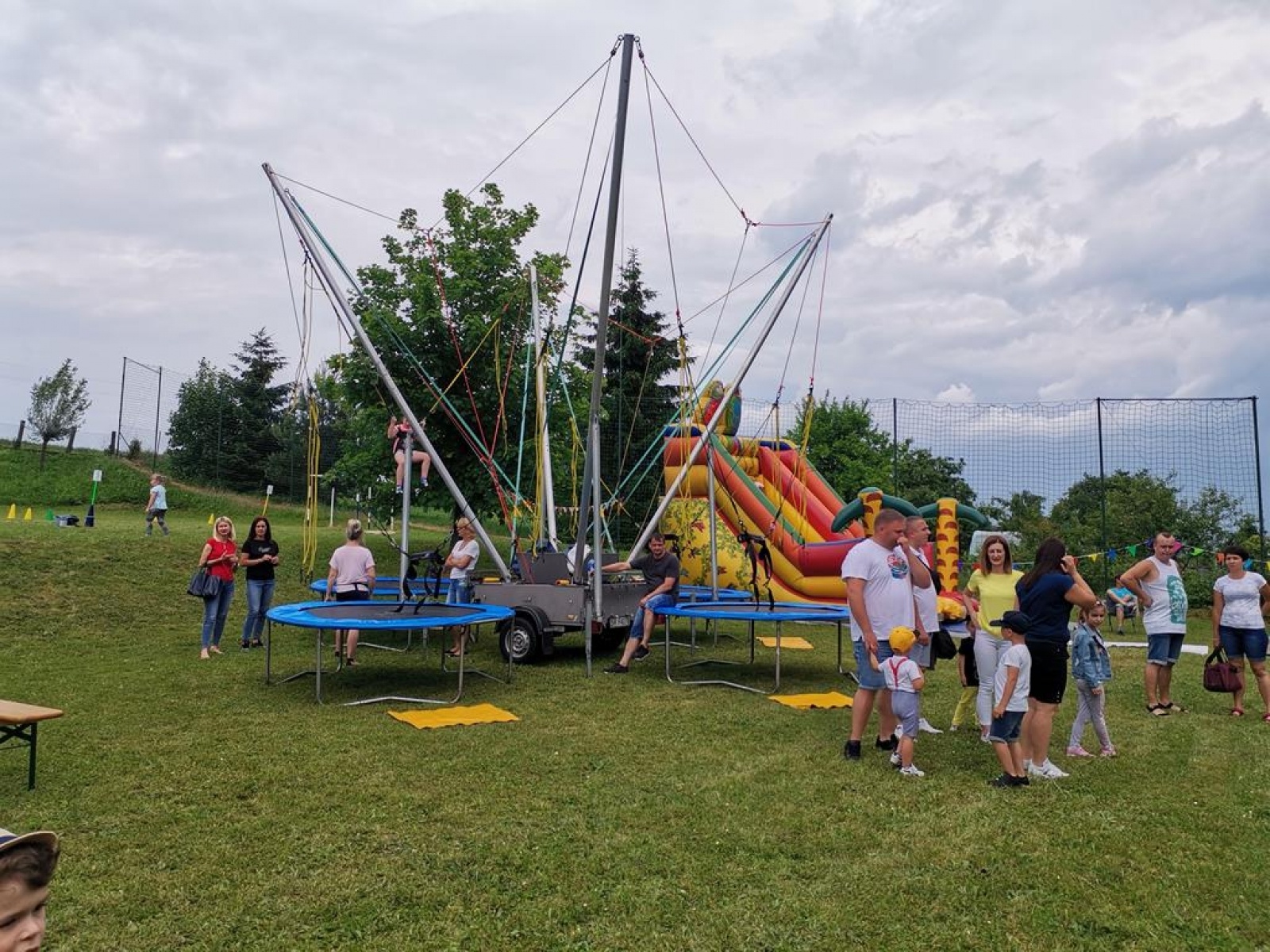 Zdjęcie w galerii na portalu naszraciborz.pl: Nowy rozdział w życiu szkoły w Brzeźnicy wiadomości z regionu