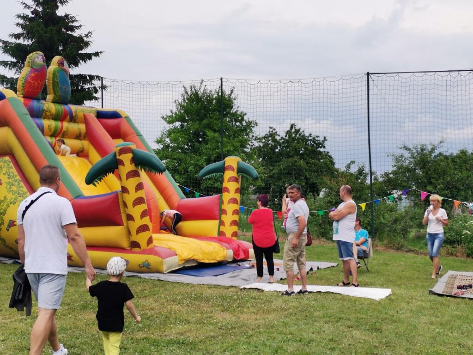 Zdjęcie w galerii na portalu naszraciborz.pl: Nowy rozdział w życiu szkoły w Brzeźnicy wiadomości z regionu