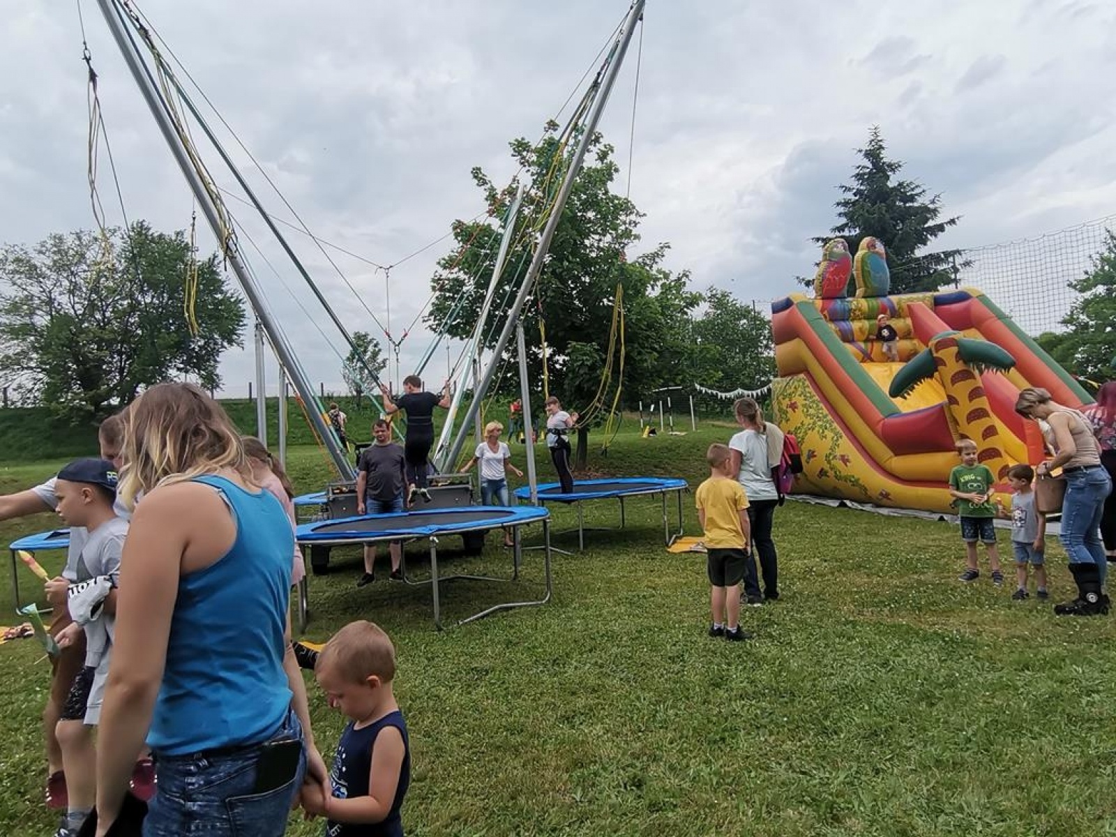 Zdjęcie w galerii na portalu naszraciborz.pl: Nowy rozdział w życiu szkoły w Brzeźnicy wiadomości z regionu