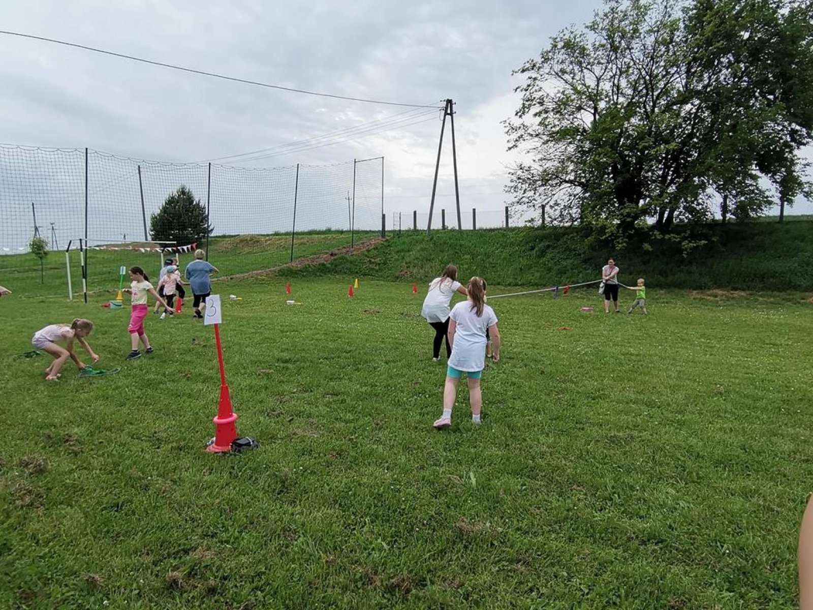 Zdjęcie w galerii na portalu naszraciborz.pl: Nowy rozdział w życiu szkoły w Brzeźnicy wiadomości z regionu