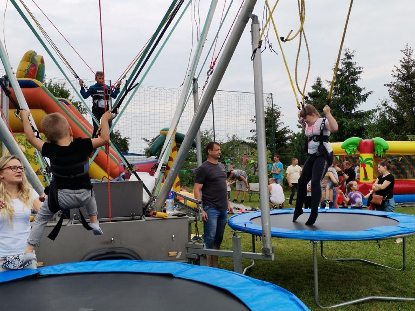 Zdjęcie w galerii na portalu naszraciborz.pl: Nowy rozdział w życiu szkoły w Brzeźnicy wiadomości z regionu