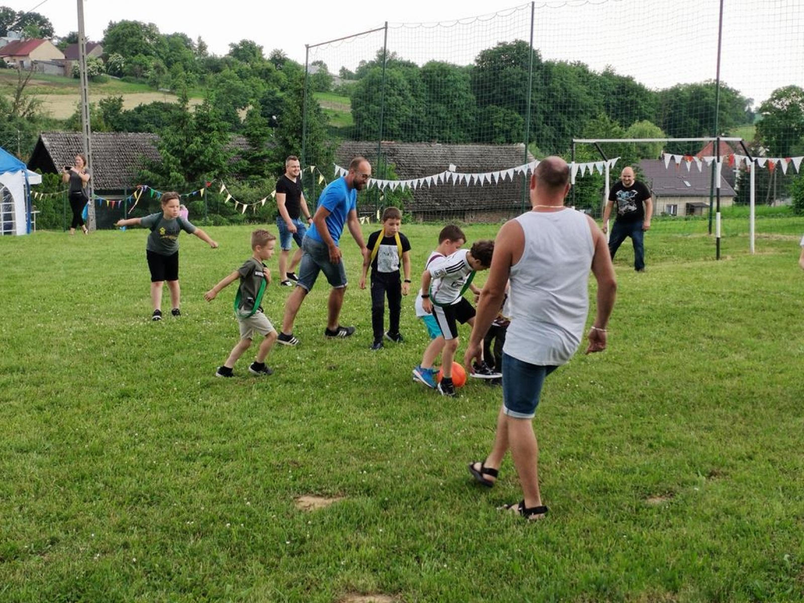 Zdjęcie w galerii na portalu naszraciborz.pl: Nowy rozdział w życiu szkoły w Brzeźnicy wiadomości z regionu