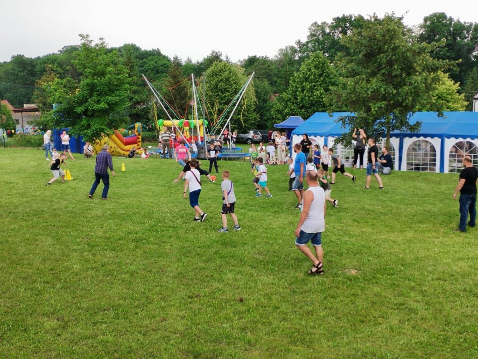 Zdjęcie w galerii na portalu naszraciborz.pl: Nowy rozdział w życiu szkoły w Brzeźnicy wiadomości z regionu