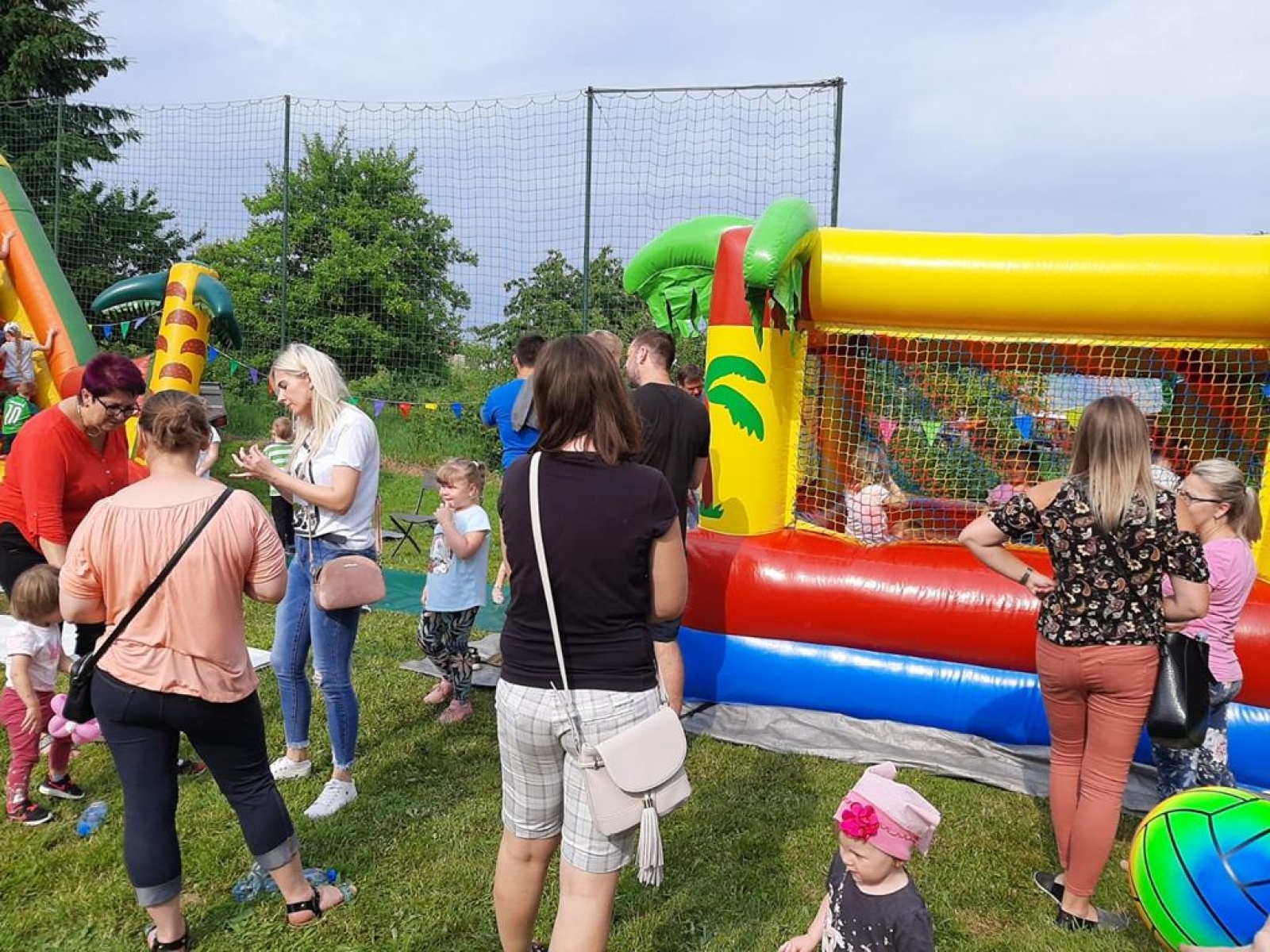 Zdjęcie w galerii na portalu naszraciborz.pl: Nowy rozdział w życiu szkoły w Brzeźnicy wiadomości z regionu