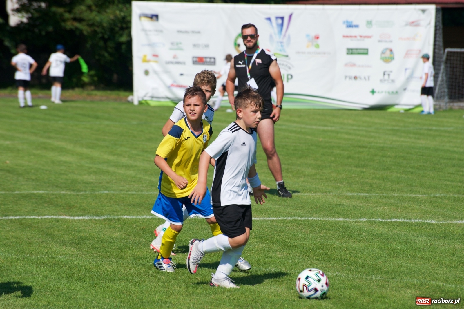 Zdjęcie w galerii na portalu naszraciborz.pl: Tworków Cup. Sportowa walka rocznika 2010 [FOTO] wiadomości z regionu