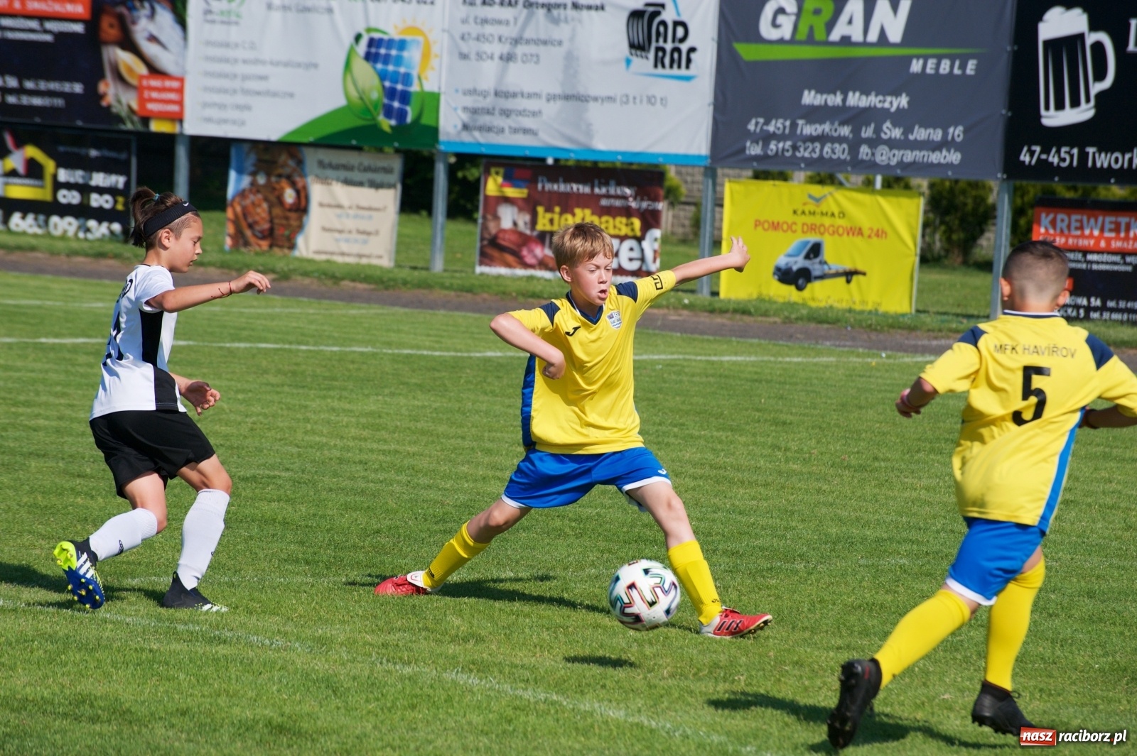 Zdjęcie w galerii na portalu naszraciborz.pl: Tworków Cup. Sportowa walka rocznika 2010 [FOTO] wiadomości z regionu