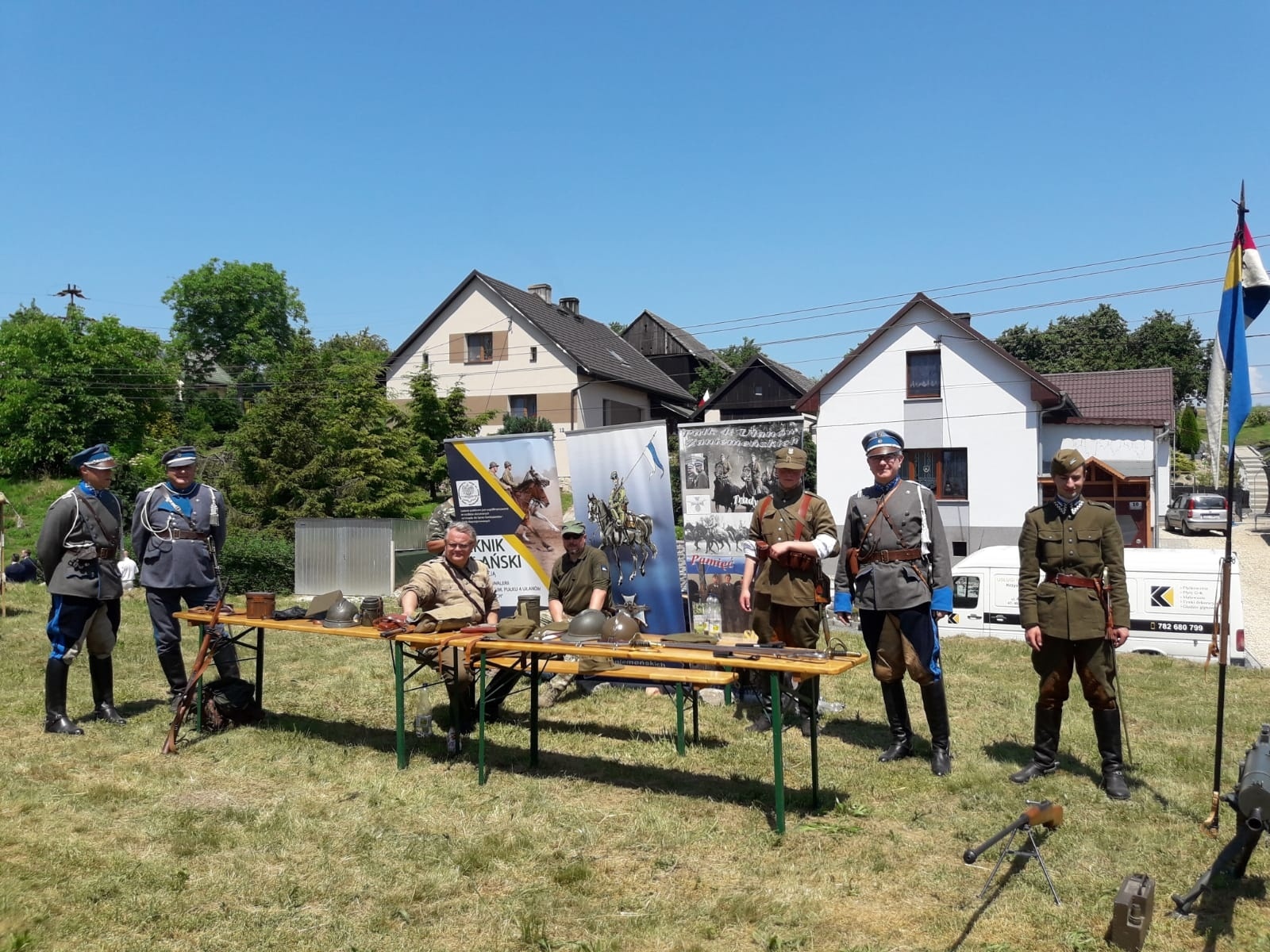 Zdjęcie w galerii na portalu naszraciborz.pl: Biskup polowy Wojska Polskiego w Strzybniku wiadomości z regionu