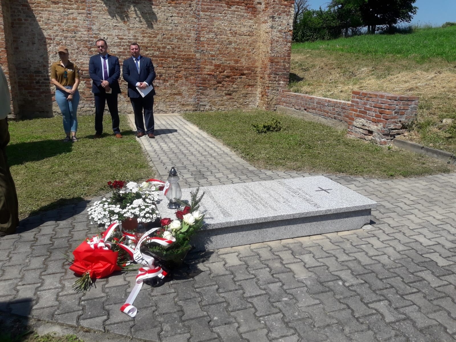 Zdjęcie w galerii na portalu naszraciborz.pl: Biskup polowy Wojska Polskiego w Strzybniku wiadomości z regionu