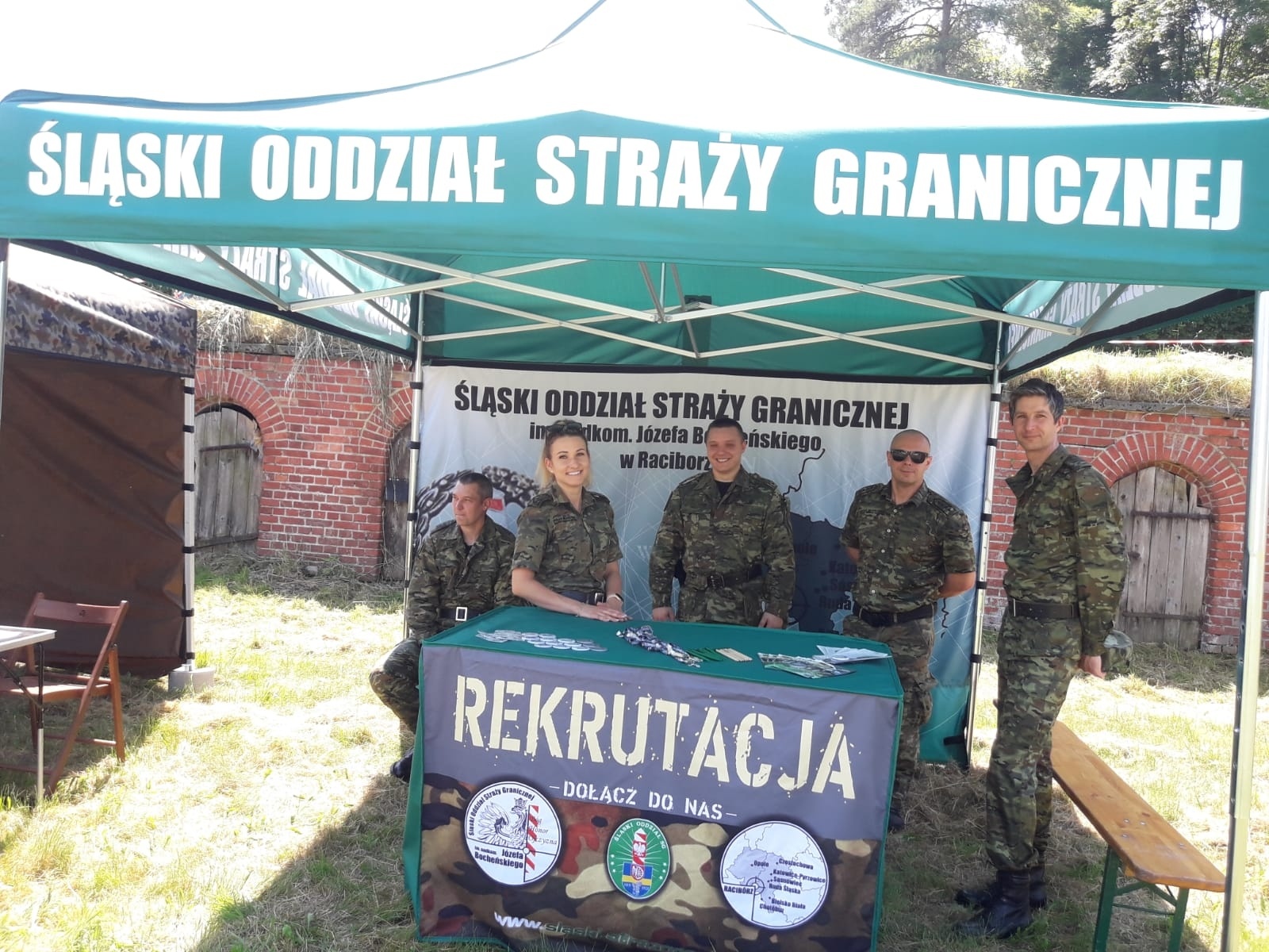 Zdjęcie w galerii na portalu naszraciborz.pl: Biskup polowy Wojska Polskiego w Strzybniku wiadomości z regionu