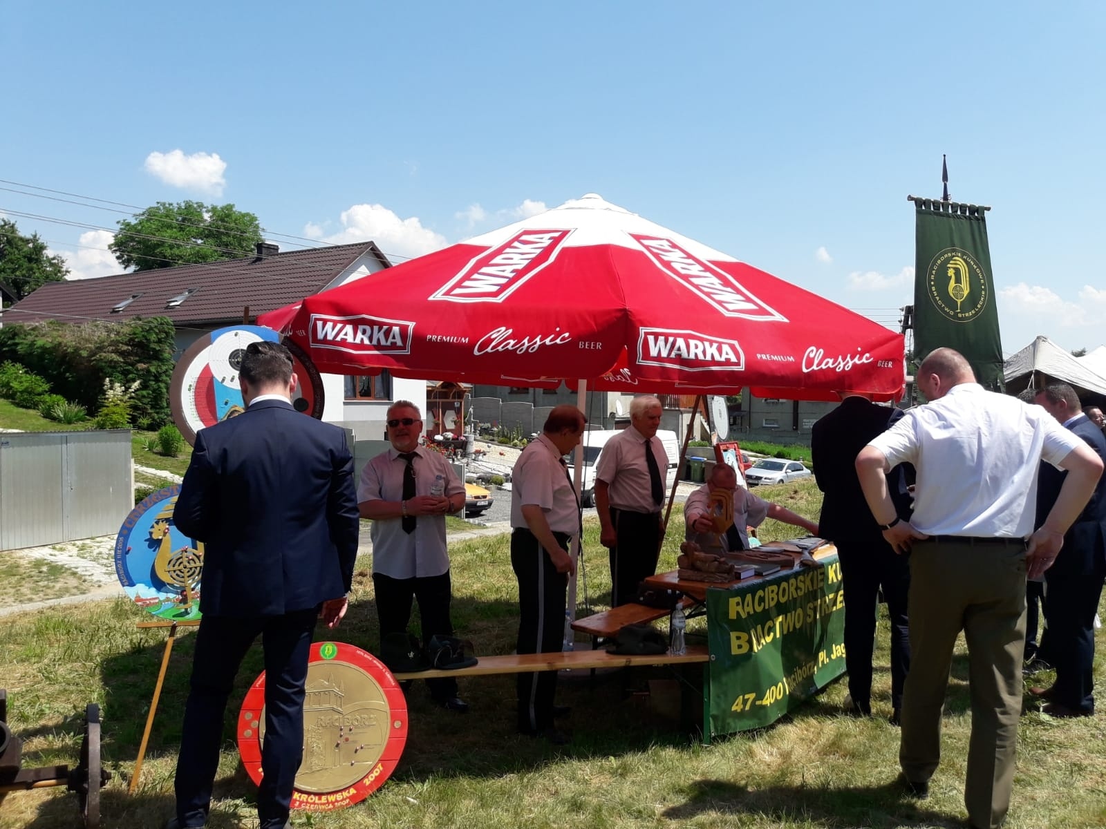 Zdjęcie w galerii na portalu naszraciborz.pl: Biskup polowy Wojska Polskiego w Strzybniku wiadomości z regionu