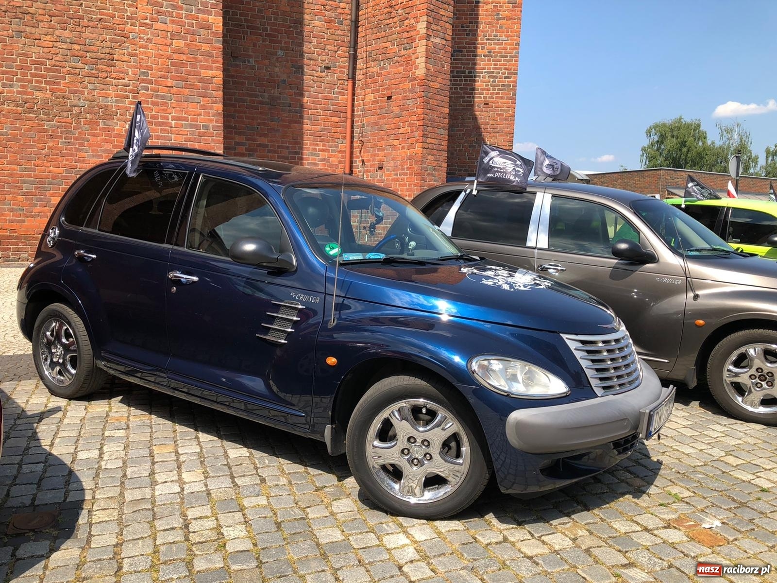 Zdjęcie w galerii na portalu naszraciborz.pl: Legendy amerykańskiej motoryzacji w Raciborzu wiadomości z regionu