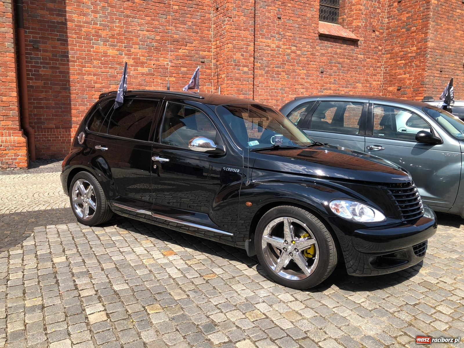 Zdjęcie w galerii na portalu naszraciborz.pl: Legendy amerykańskiej motoryzacji w Raciborzu wiadomości z regionu