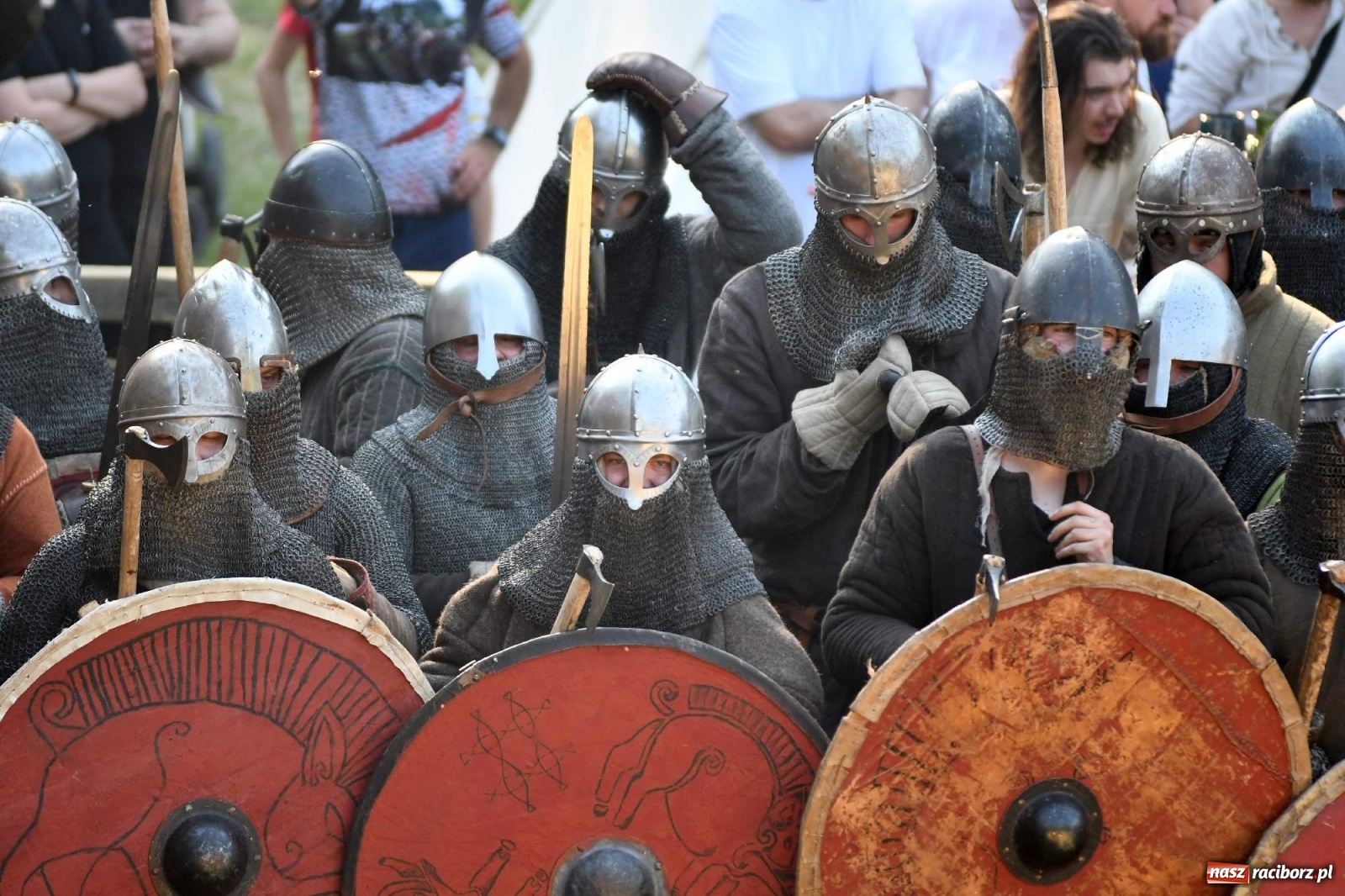 Zdjęcie w galerii na portalu naszraciborz.pl: Wielka bitwa wojów pod raciborskim grodem [WIDEO] wiadomości z regionu