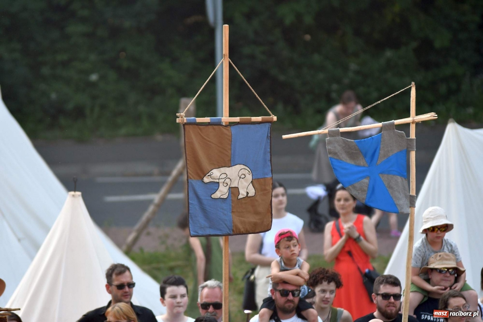 Zdjęcie w galerii na portalu naszraciborz.pl: Wielka bitwa wojów pod raciborskim grodem [WIDEO] wiadomości z regionu