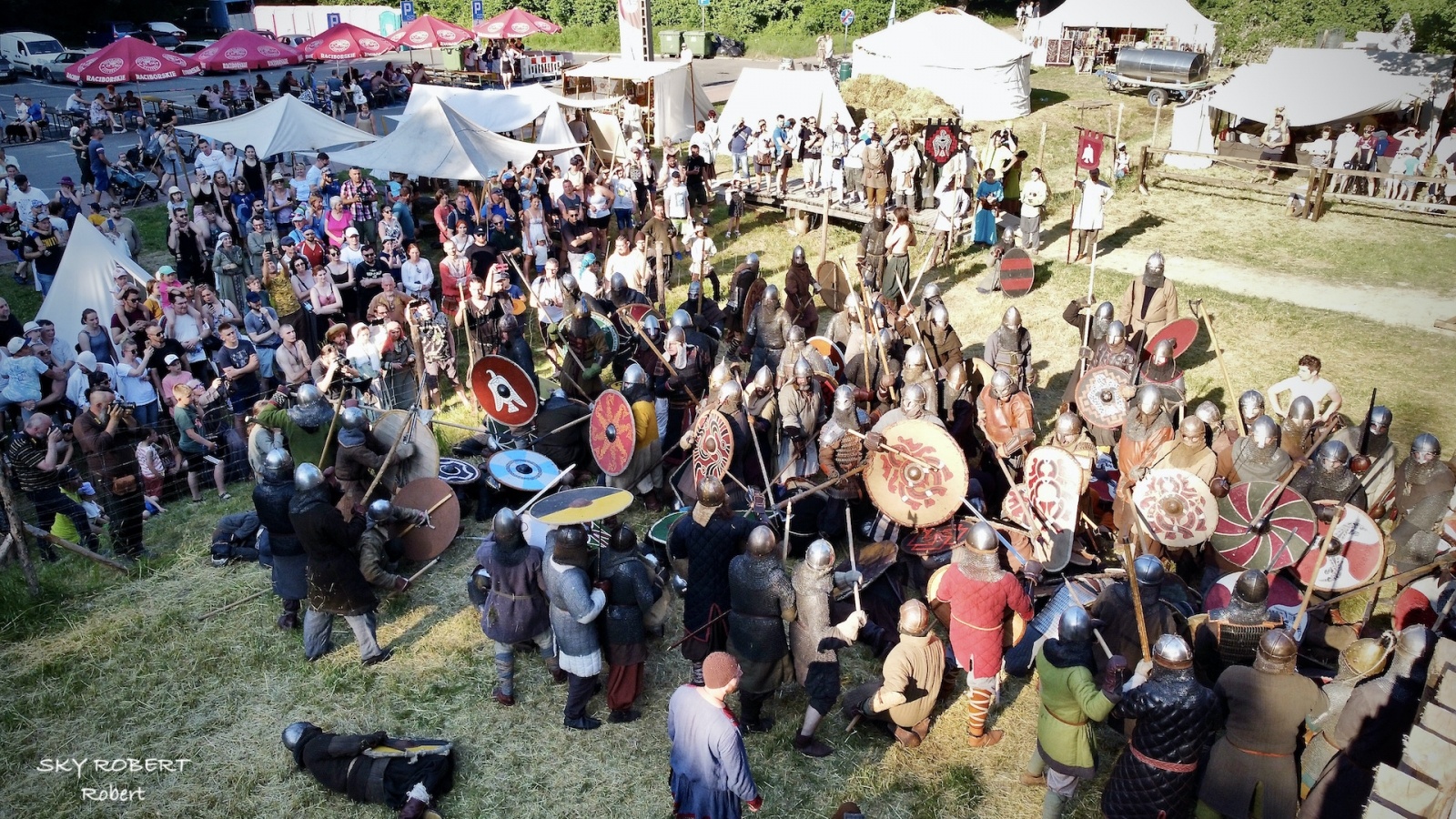 Zdjęcie w galerii na portalu naszraciborz.pl: Raciborska bitwa wojów okien drona [FOTO i WIDEO] wiadomości z regionu