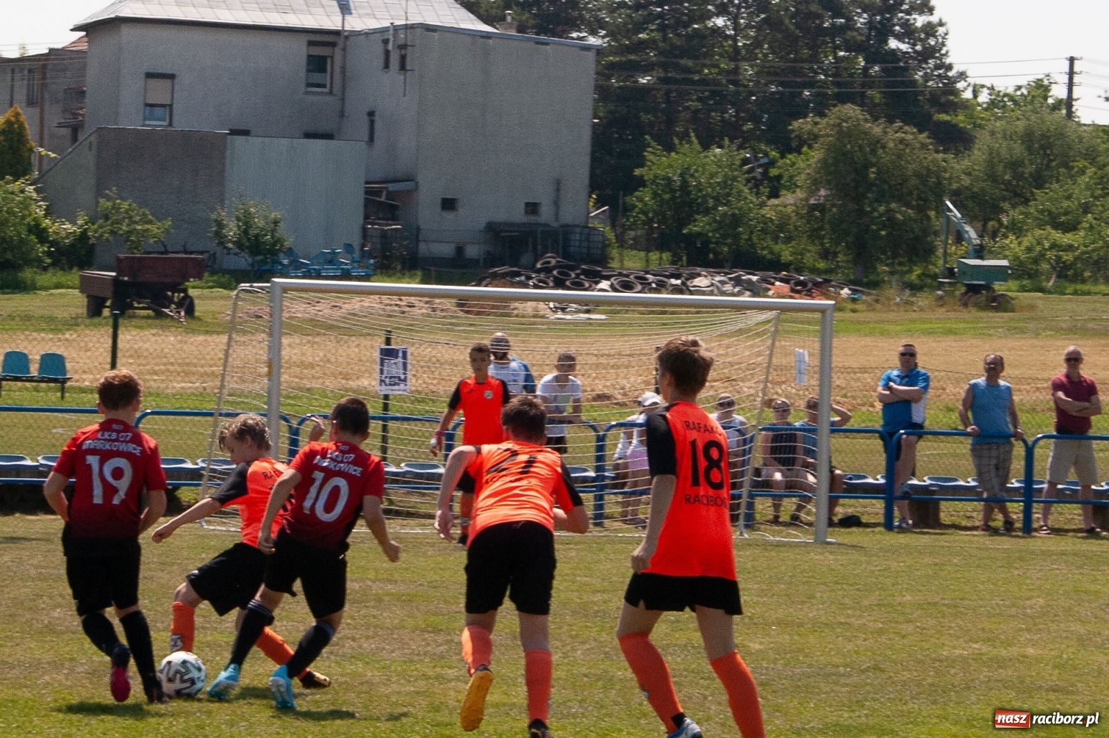 Zdjęcie w galerii na portalu naszraciborz.pl: Akademia BVB zwycięzcą IV turnieju im. Huberta Kostki [FOTO] wiadomości z regionu
