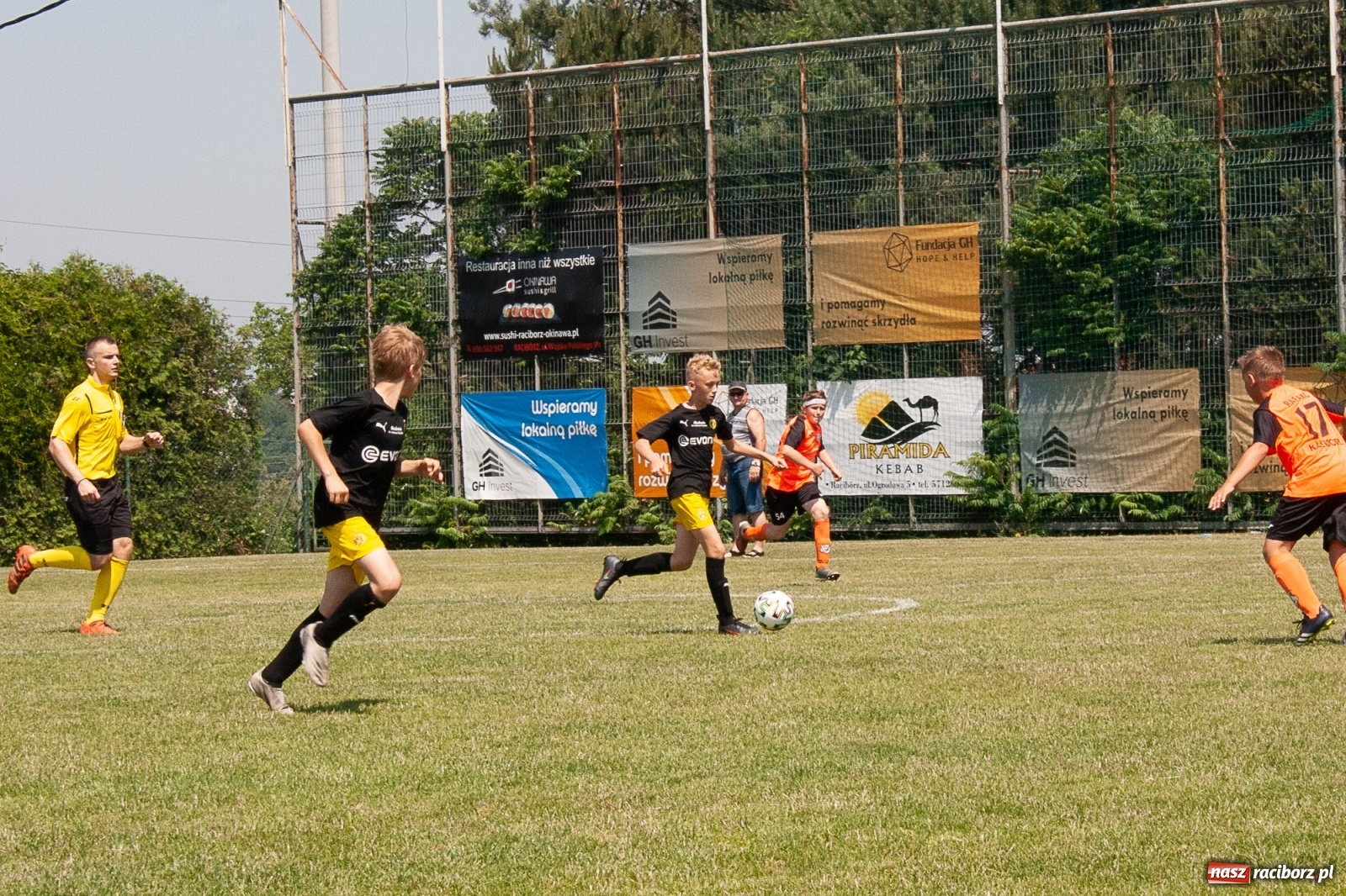Zdjęcie w galerii na portalu naszraciborz.pl: Akademia BVB zwycięzcą IV turnieju im. Huberta Kostki [FOTO] wiadomości z regionu