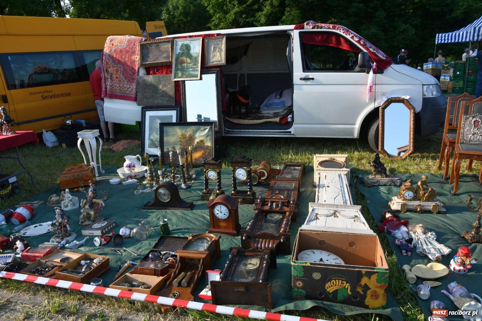 Zdjęcie w galerii na portalu naszraciborz.pl: Jarmark w Chałupkach. Sprzedający nie zawiedli [WIDEO] wiadomości z regionu