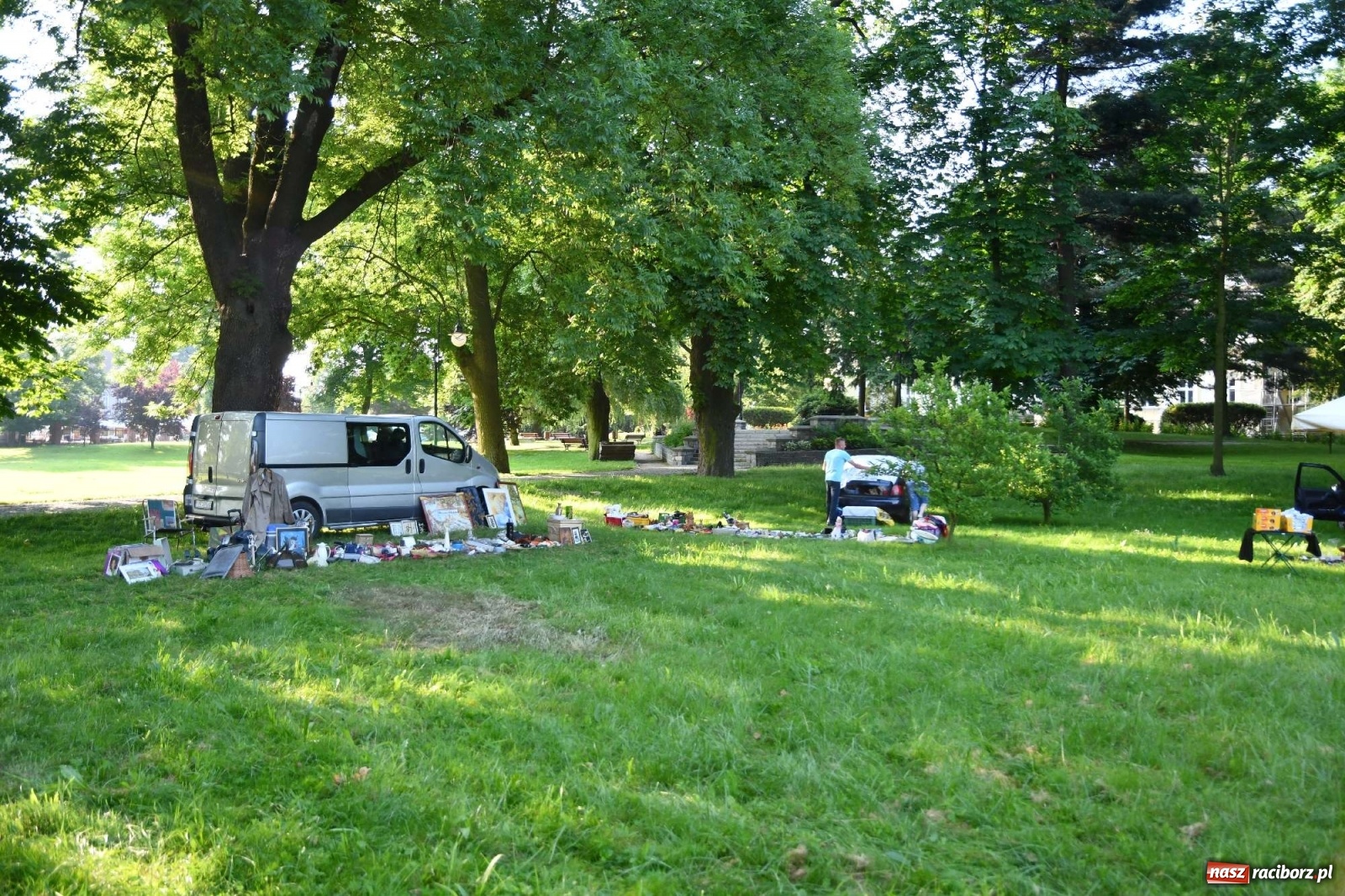 Zdjęcie w galerii na portalu naszraciborz.pl: Jarmark w Chałupkach. Sprzedający nie zawiedli [WIDEO] wiadomości z regionu