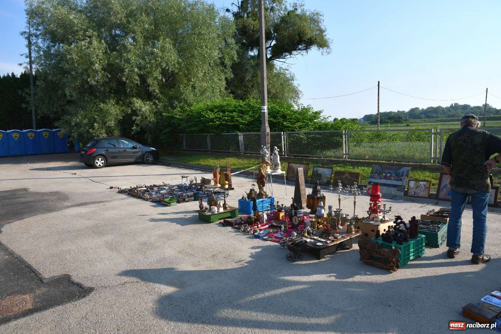 Zdjęcie w galerii na portalu naszraciborz.pl: Jarmark w Chałupkach. Sprzedający nie zawiedli [WIDEO] wiadomości z regionu