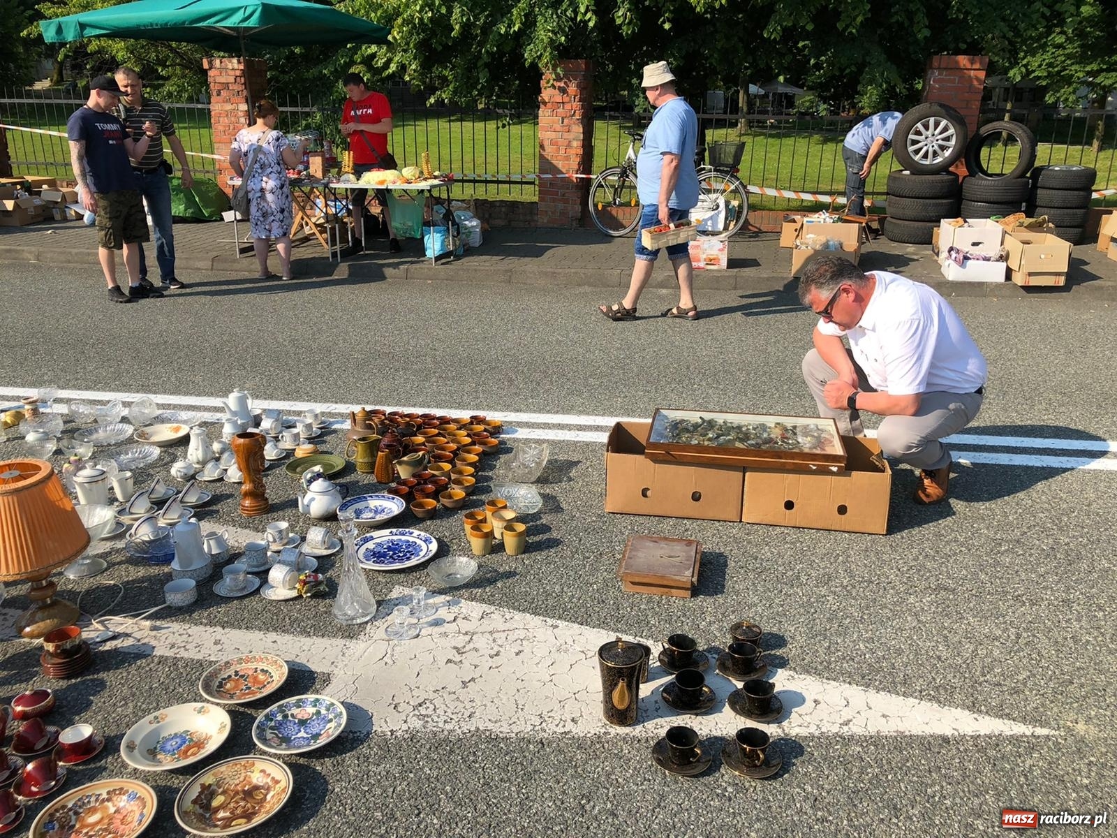 Zdjęcie w galerii na portalu naszraciborz.pl: Jarmark w Chałupkach. Sprzedający nie zawiedli [WIDEO] wiadomości z regionu