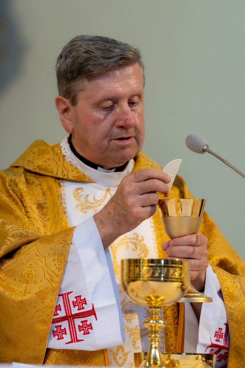 Zdjęcie w galerii na portalu naszraciborz.pl: Złoty jubileusz kapłaństwa ks. Henryka Rzegi wiadomości z regionu