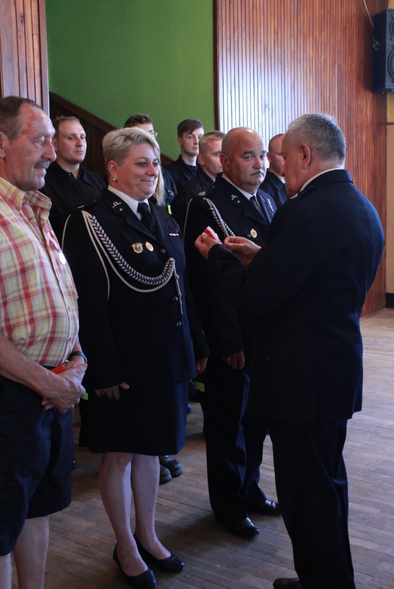 Zdjęcie w galerii na portalu naszraciborz.pl: Strażacy z Siedlisk świętują 75-lecie swojej jednostki wiadomości z regionu