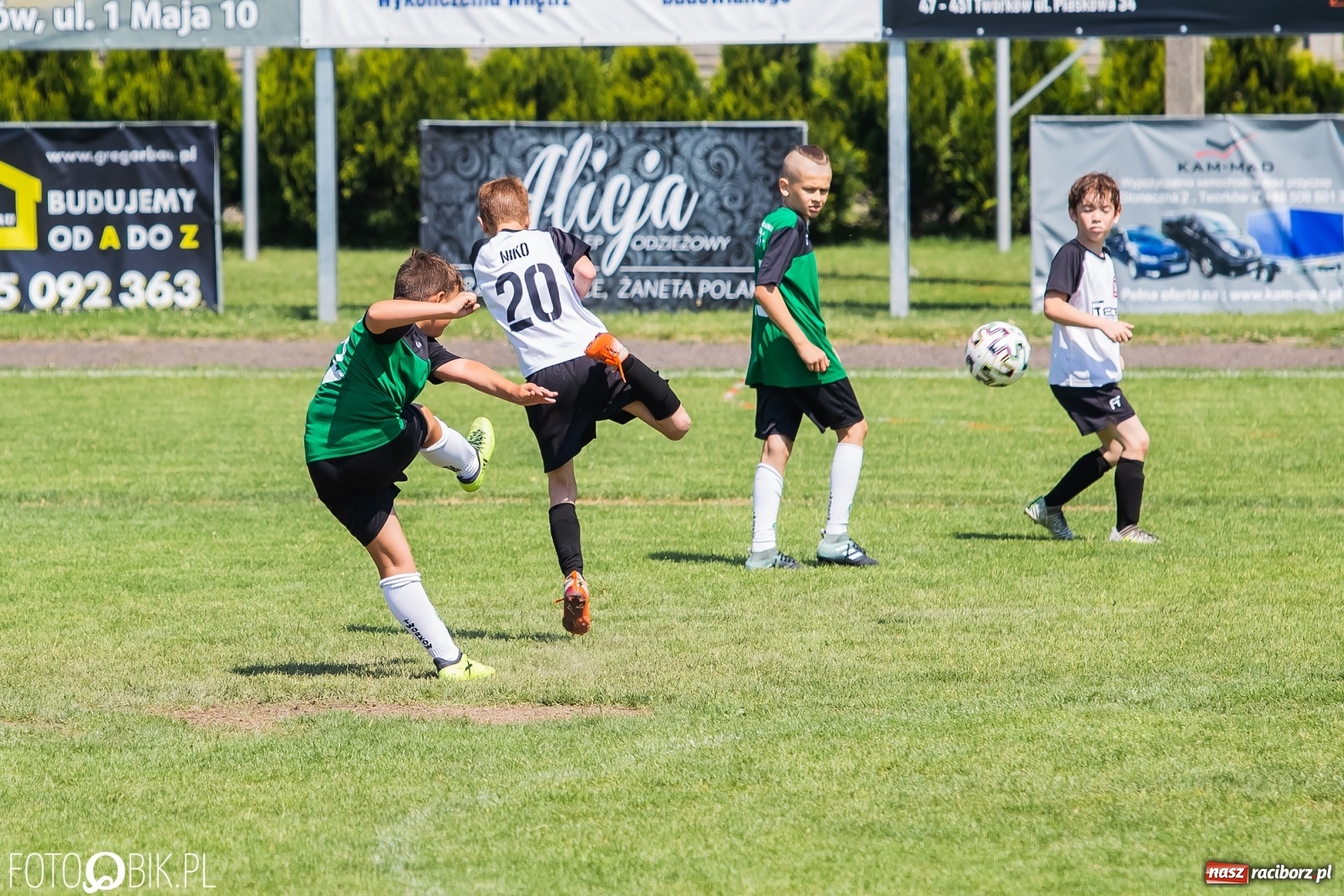 Zdjęcie w galerii na portalu naszraciborz.pl: Zacięta rywalizacja rocznika 2011. Ósma edycja Tworków Cup przeszła do historii [FOTO] wiadomości z regionu