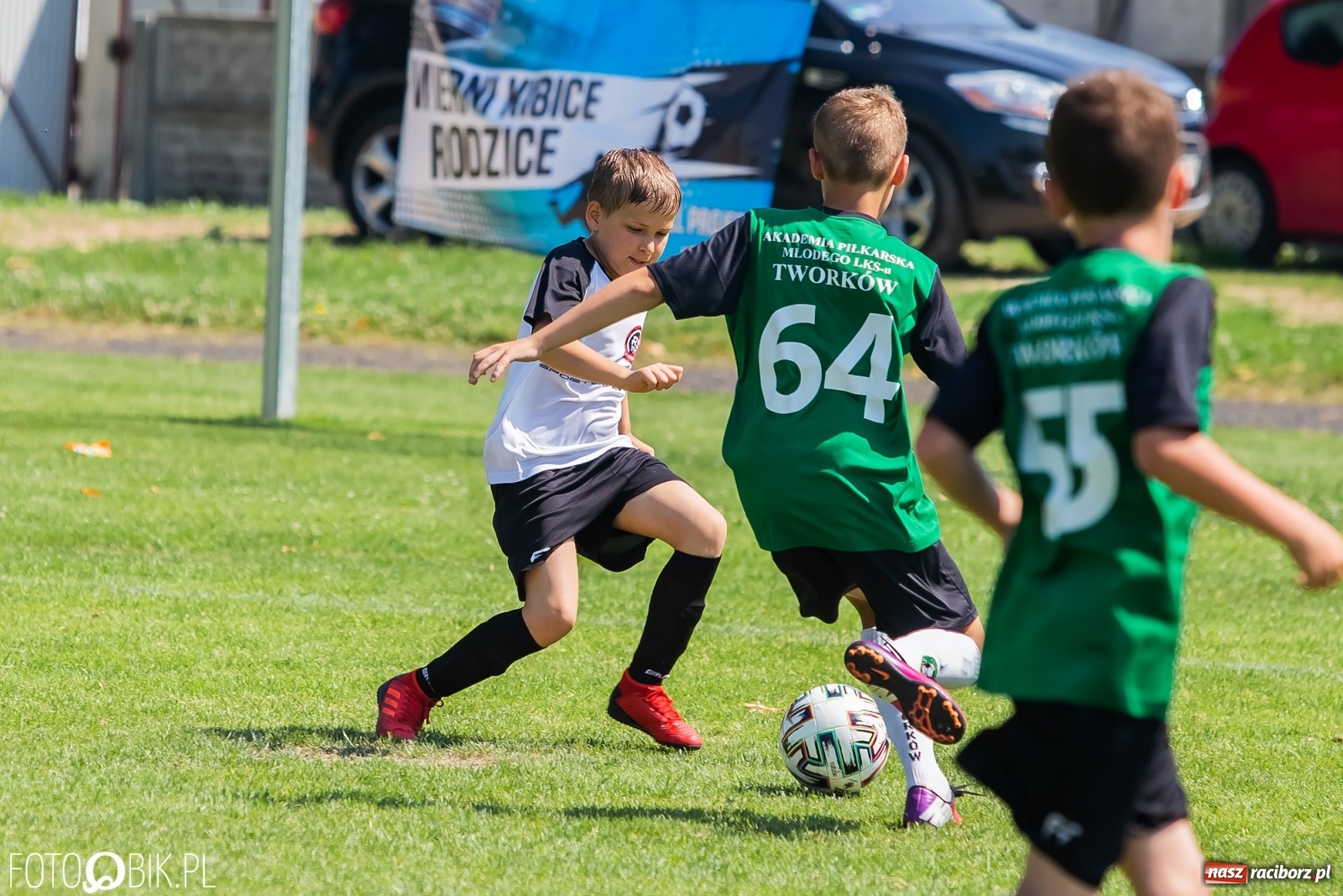 Zdjęcie w galerii na portalu naszraciborz.pl: Zacięta rywalizacja rocznika 2011. Ósma edycja Tworków Cup przeszła do historii [FOTO] wiadomości z regionu