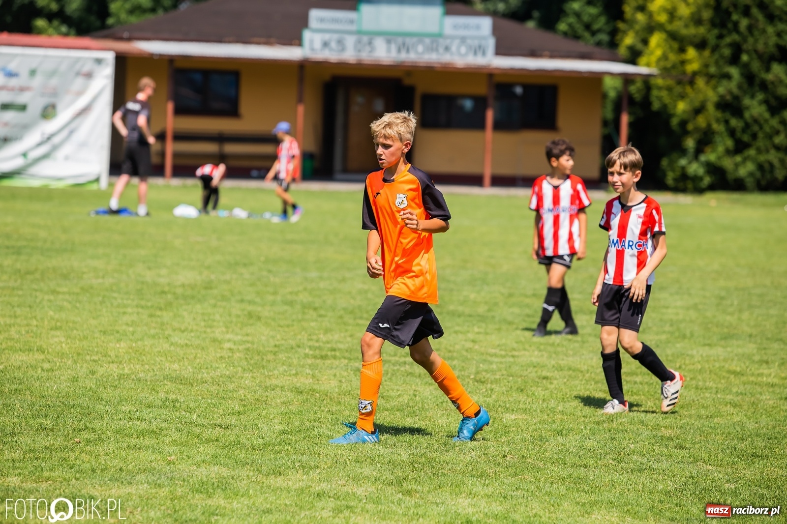 Zdjęcie w galerii na portalu naszraciborz.pl: Zacięta rywalizacja rocznika 2011. Ósma edycja Tworków Cup przeszła do historii [FOTO] wiadomości z regionu