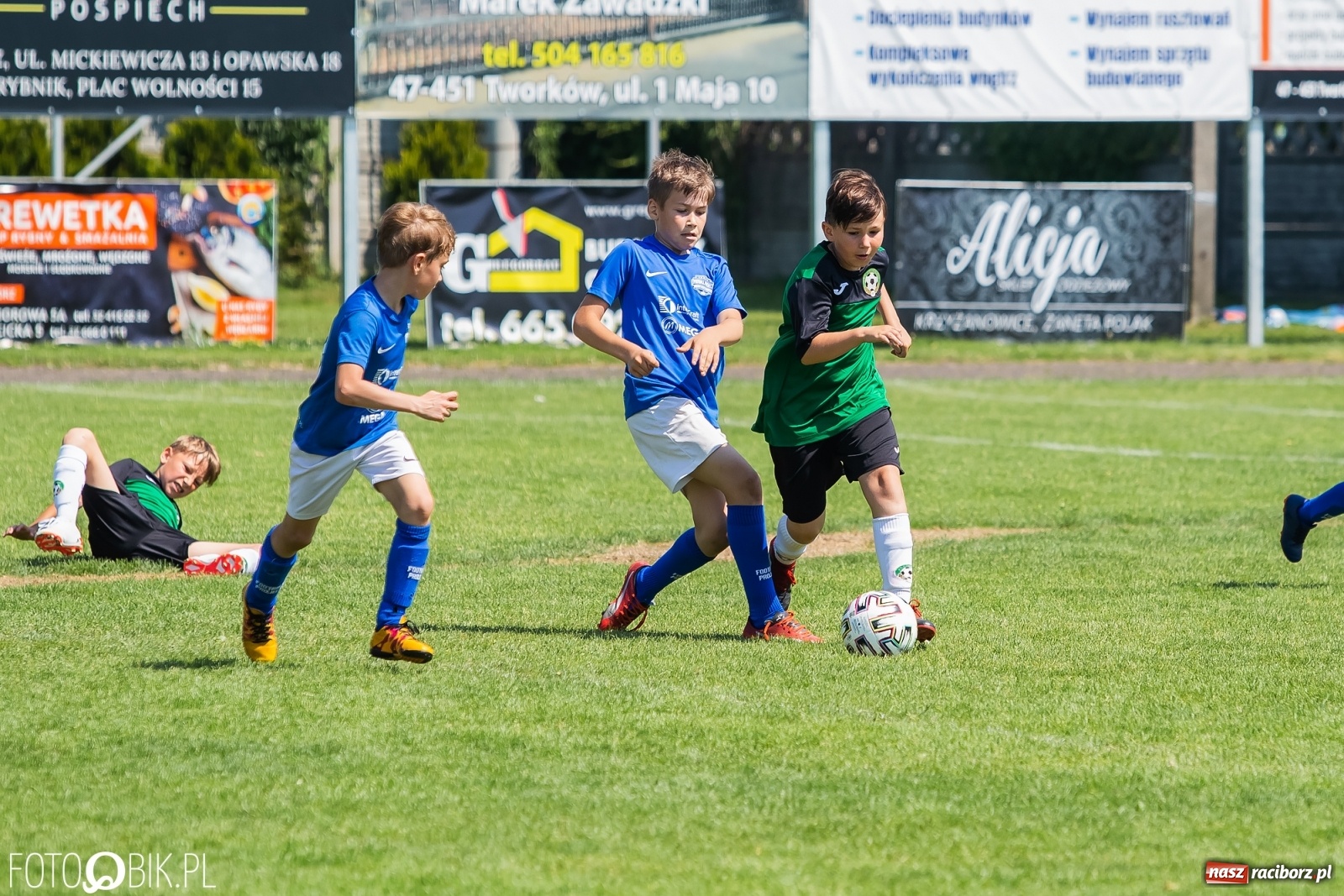 Zdjęcie w galerii na portalu naszraciborz.pl: Zacięta rywalizacja rocznika 2011. Ósma edycja Tworków Cup przeszła do historii [FOTO] wiadomości z regionu