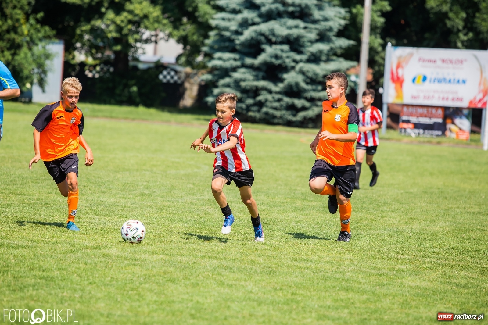 Zdjęcie w galerii na portalu naszraciborz.pl: Zacięta rywalizacja rocznika 2011. Ósma edycja Tworków Cup przeszła do historii [FOTO] wiadomości z regionu