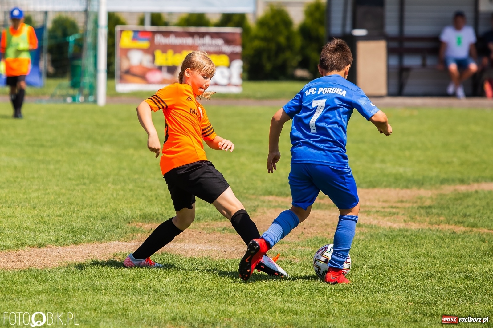 Zdjęcie w galerii na portalu naszraciborz.pl: Zacięta rywalizacja rocznika 2011. Ósma edycja Tworków Cup przeszła do historii [FOTO] wiadomości z regionu