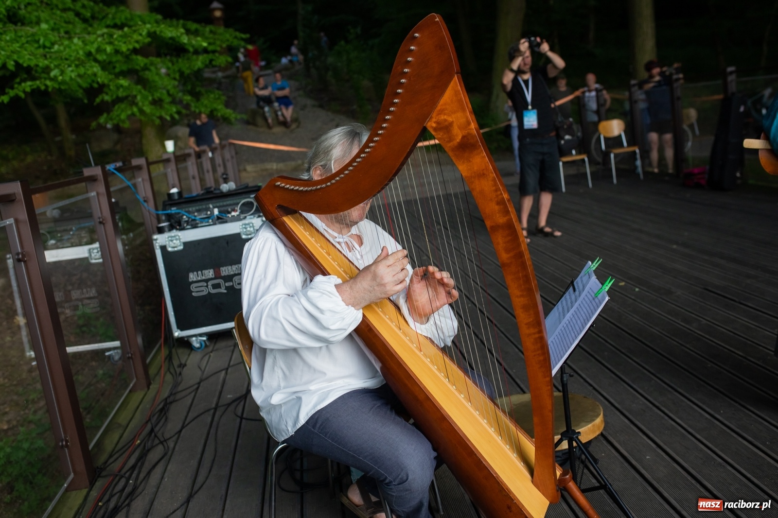 Zdjęcie w galerii na portalu naszraciborz.pl: Koncert Open Folk-Dancerye w zaczarowanym ogrodzie wiadomości z regionu