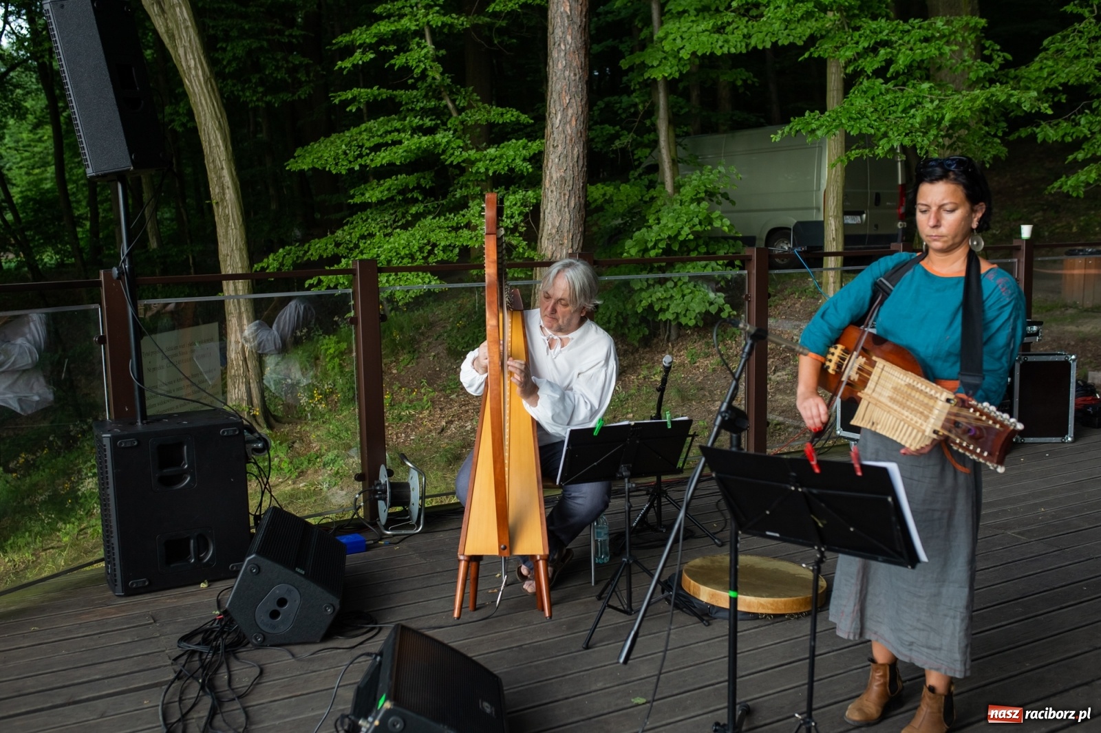 Zdjęcie w galerii na portalu naszraciborz.pl: Koncert Open Folk-Dancerye w zaczarowanym ogrodzie wiadomości z regionu