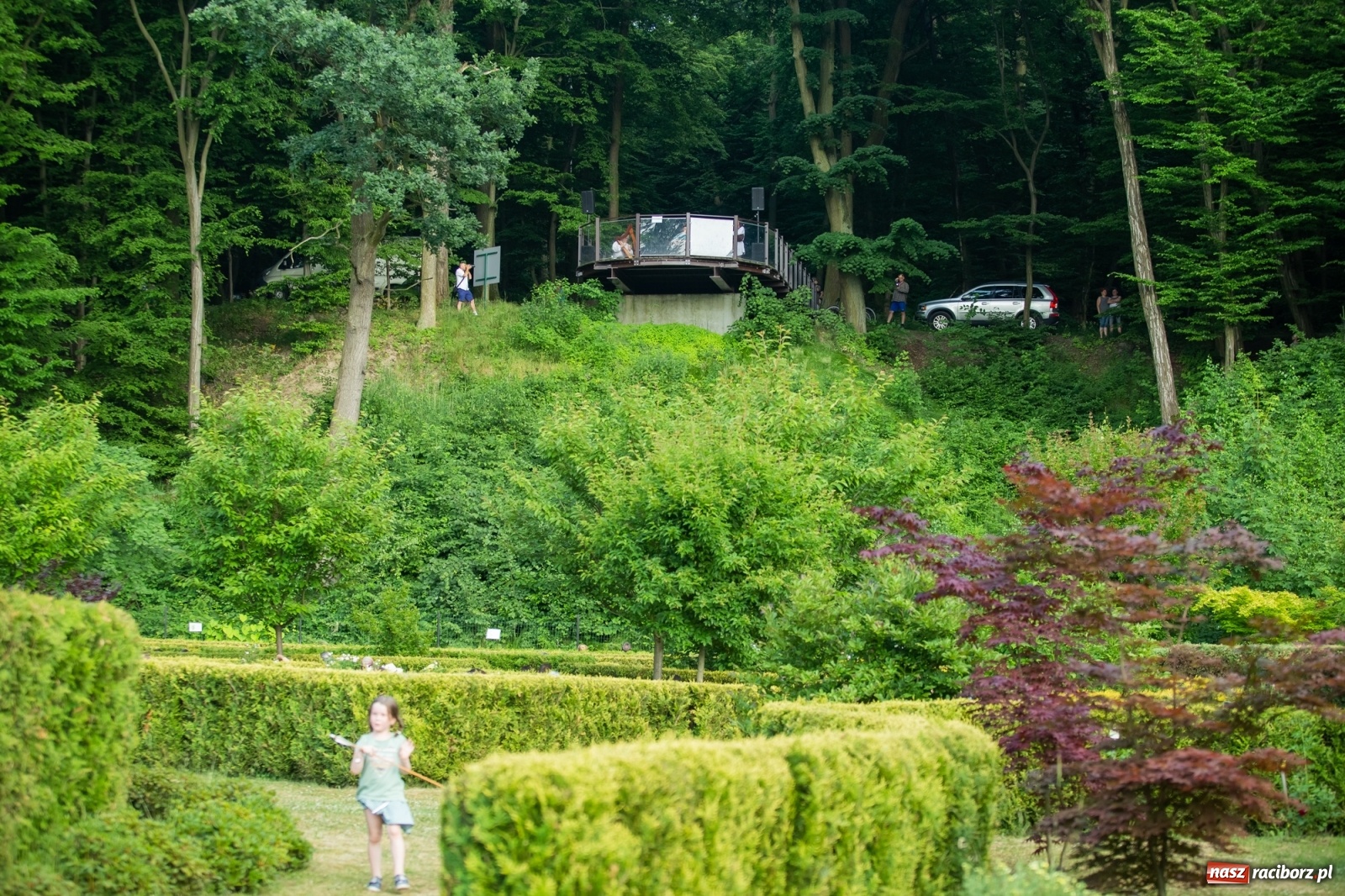 Zdjęcie w galerii na portalu naszraciborz.pl: Koncert Open Folk-Dancerye w zaczarowanym ogrodzie wiadomości z regionu