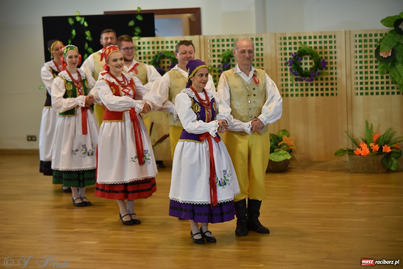 Zdjęcie w galerii na portalu naszraciborz.pl: Raciborskie Źródło zatańczyło dla małego Henia wiadomości z regionu