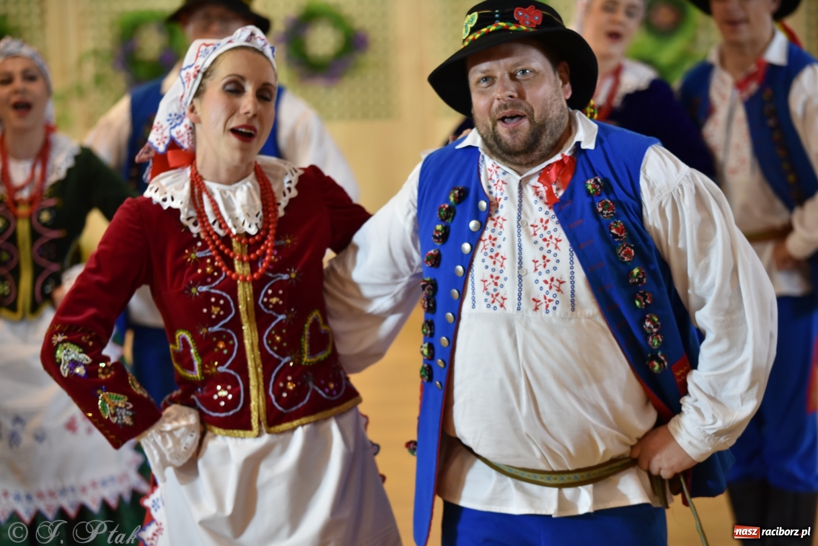 Zdjęcie w galerii na portalu naszraciborz.pl: Raciborskie Źródło zatańczyło dla małego Henia wiadomości z regionu