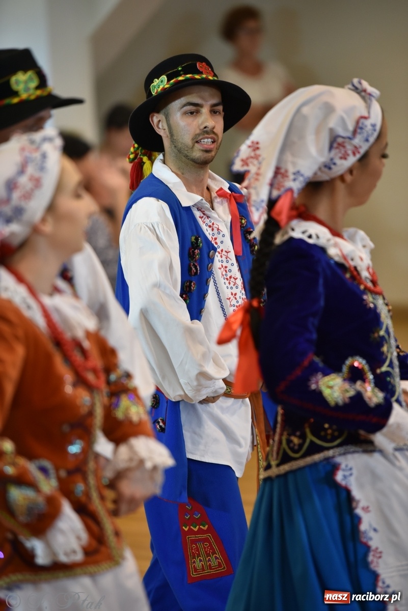 Zdjęcie w galerii na portalu naszraciborz.pl: Raciborskie Źródło zatańczyło dla małego Henia wiadomości z regionu