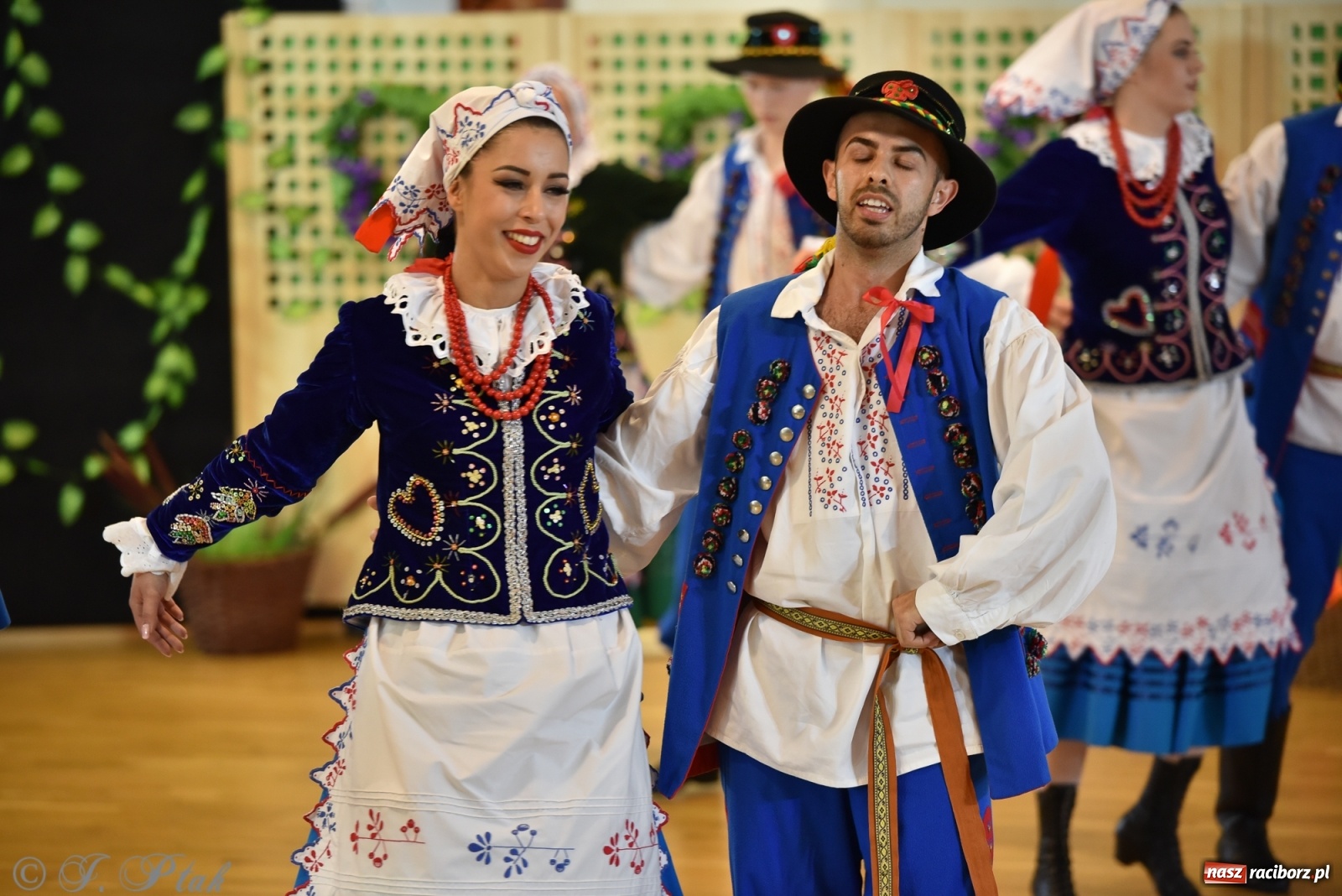 Zdjęcie w galerii na portalu naszraciborz.pl: Raciborskie Źródło zatańczyło dla małego Henia wiadomości z regionu