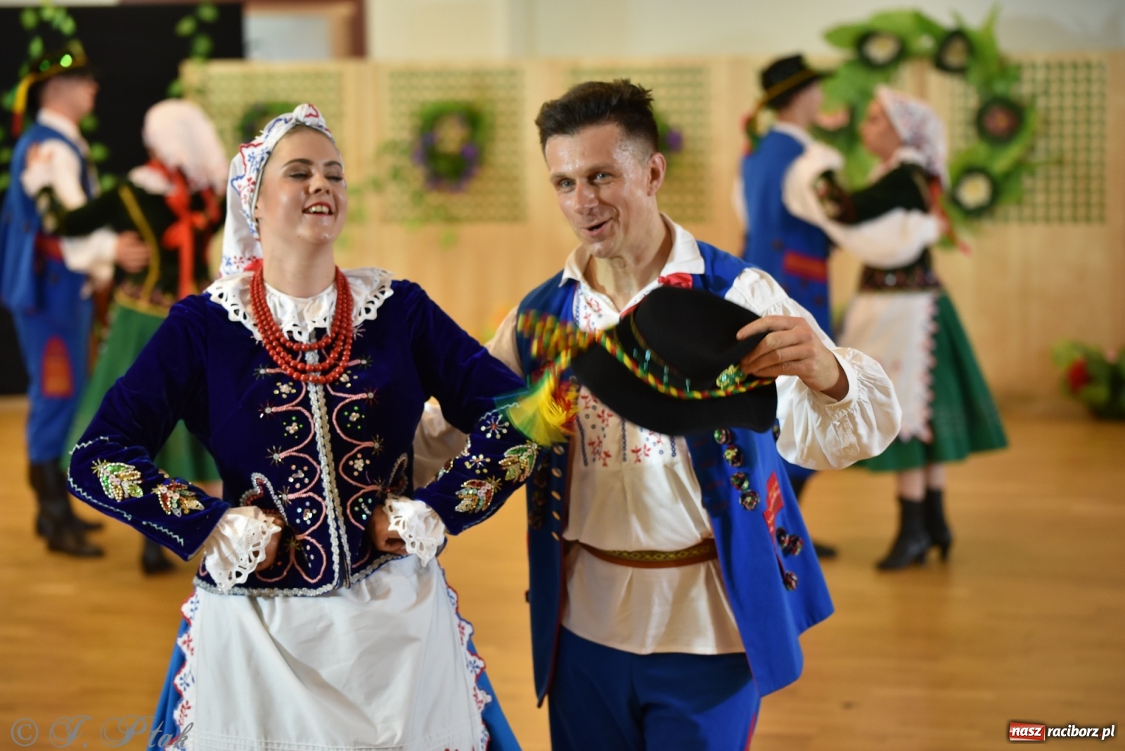 Zdjęcie w galerii na portalu naszraciborz.pl: Raciborskie Źródło zatańczyło dla małego Henia wiadomości z regionu