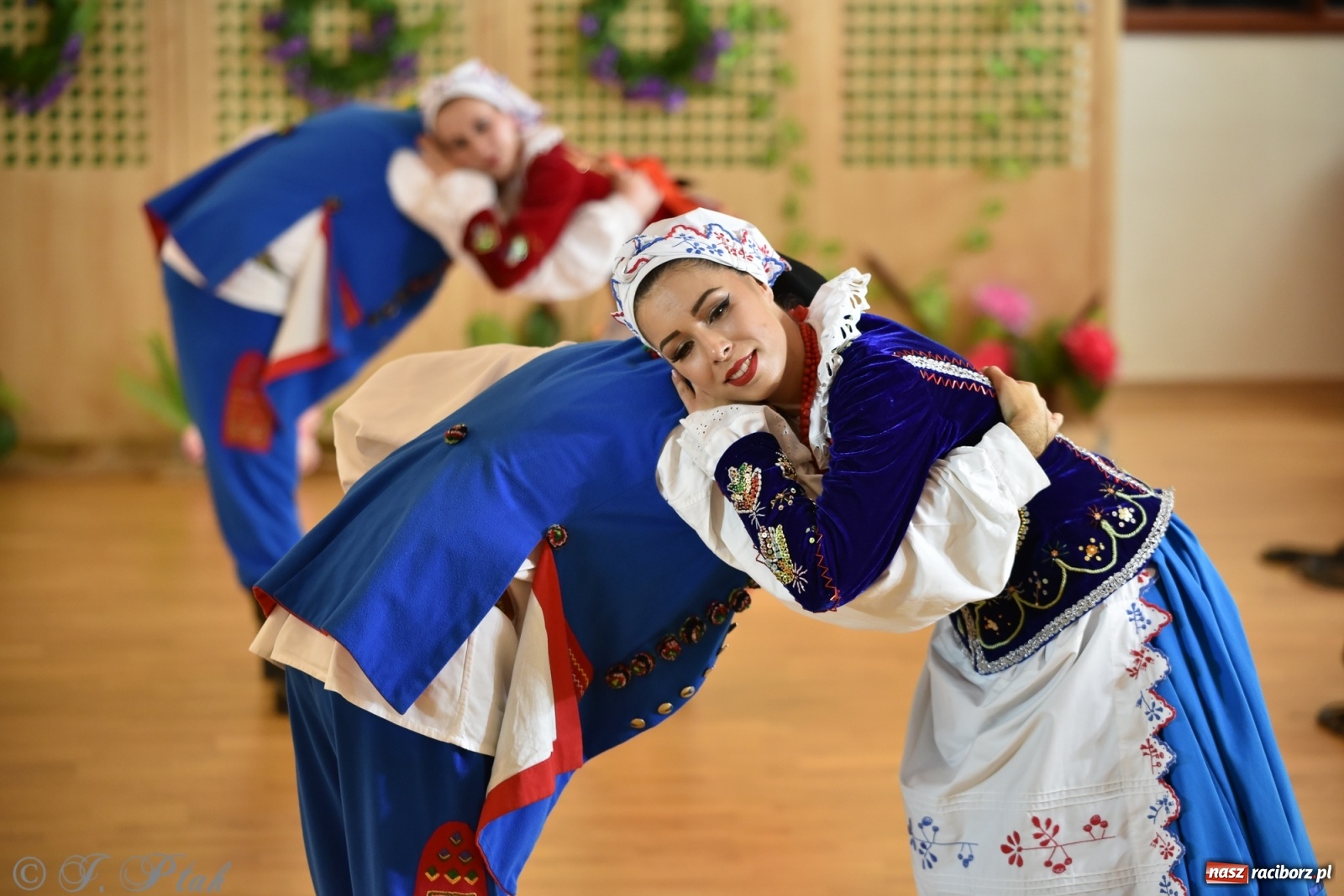 Zdjęcie w galerii na portalu naszraciborz.pl: Raciborskie Źródło zatańczyło dla małego Henia wiadomości z regionu