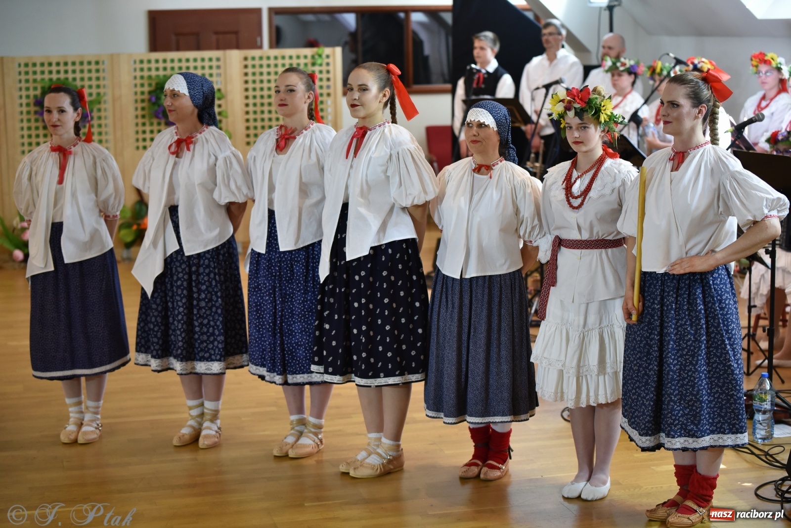 Zdjęcie w galerii na portalu naszraciborz.pl: Raciborskie Źródło zatańczyło dla małego Henia wiadomości z regionu