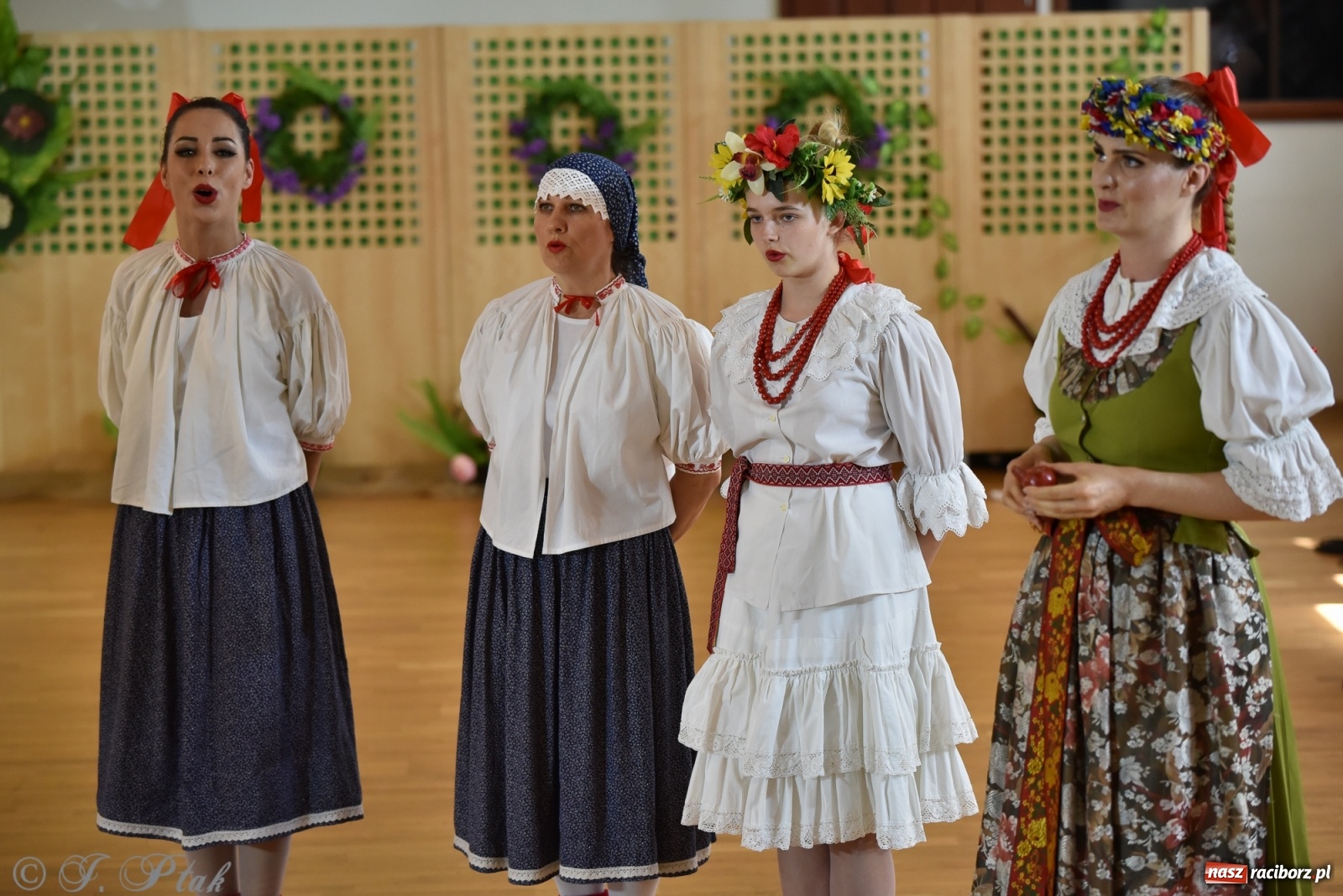 Zdjęcie w galerii na portalu naszraciborz.pl: Raciborskie Źródło zatańczyło dla małego Henia wiadomości z regionu