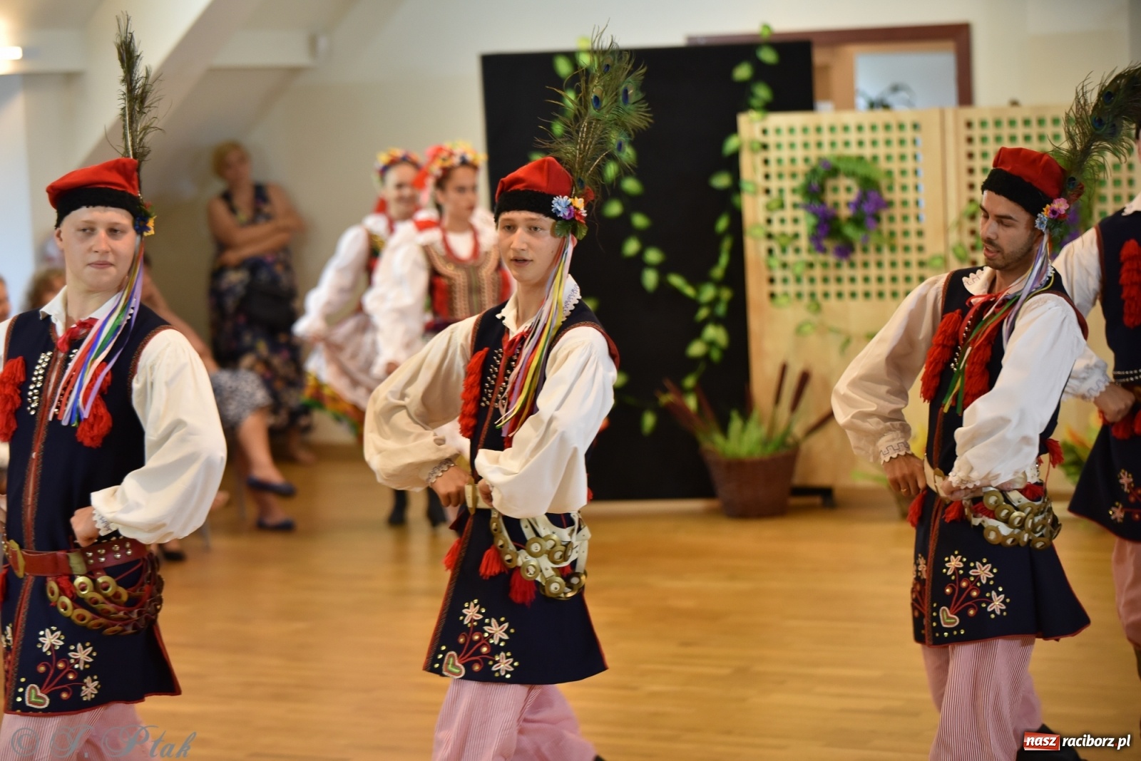 Zdjęcie w galerii na portalu naszraciborz.pl: Raciborskie Źródło zatańczyło dla małego Henia wiadomości z regionu