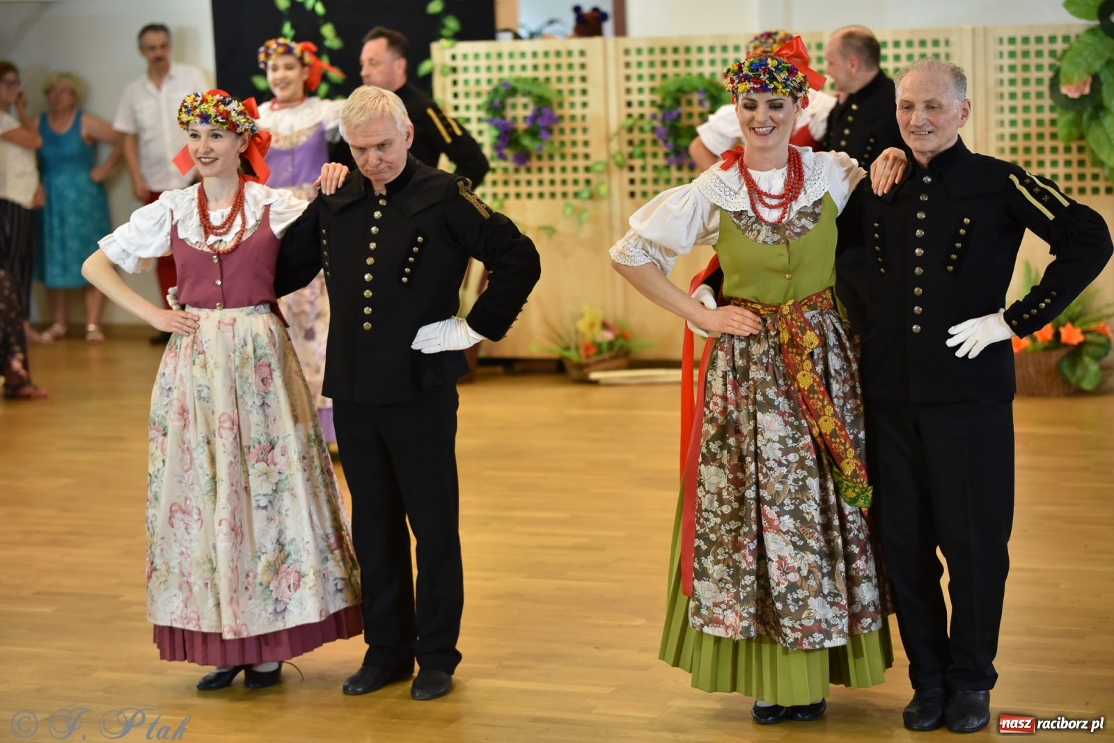 Zdjęcie w galerii na portalu naszraciborz.pl: Raciborskie Źródło zatańczyło dla małego Henia wiadomości z regionu