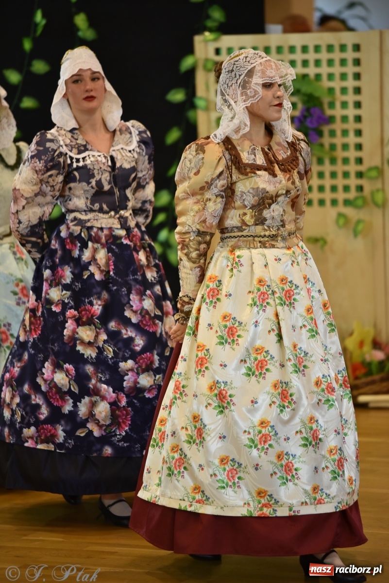 Zdjęcie w galerii na portalu naszraciborz.pl: Raciborskie Źródło zatańczyło dla małego Henia wiadomości z regionu