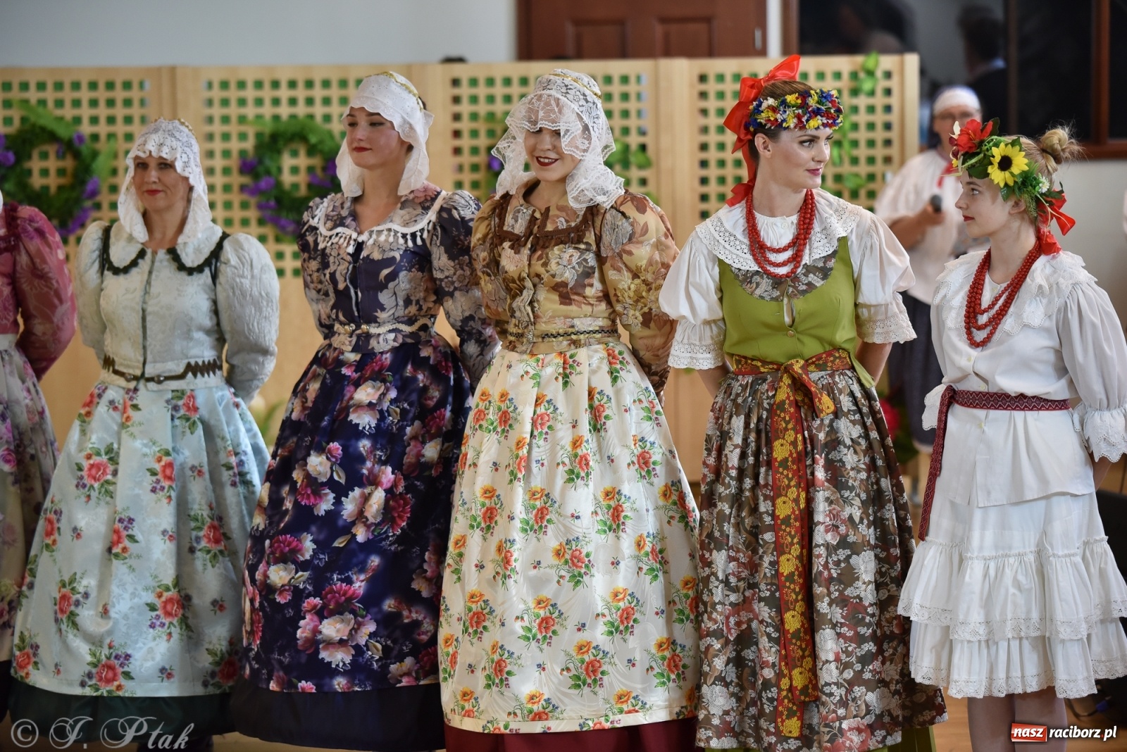 Zdjęcie w galerii na portalu naszraciborz.pl: Raciborskie Źródło zatańczyło dla małego Henia wiadomości z regionu